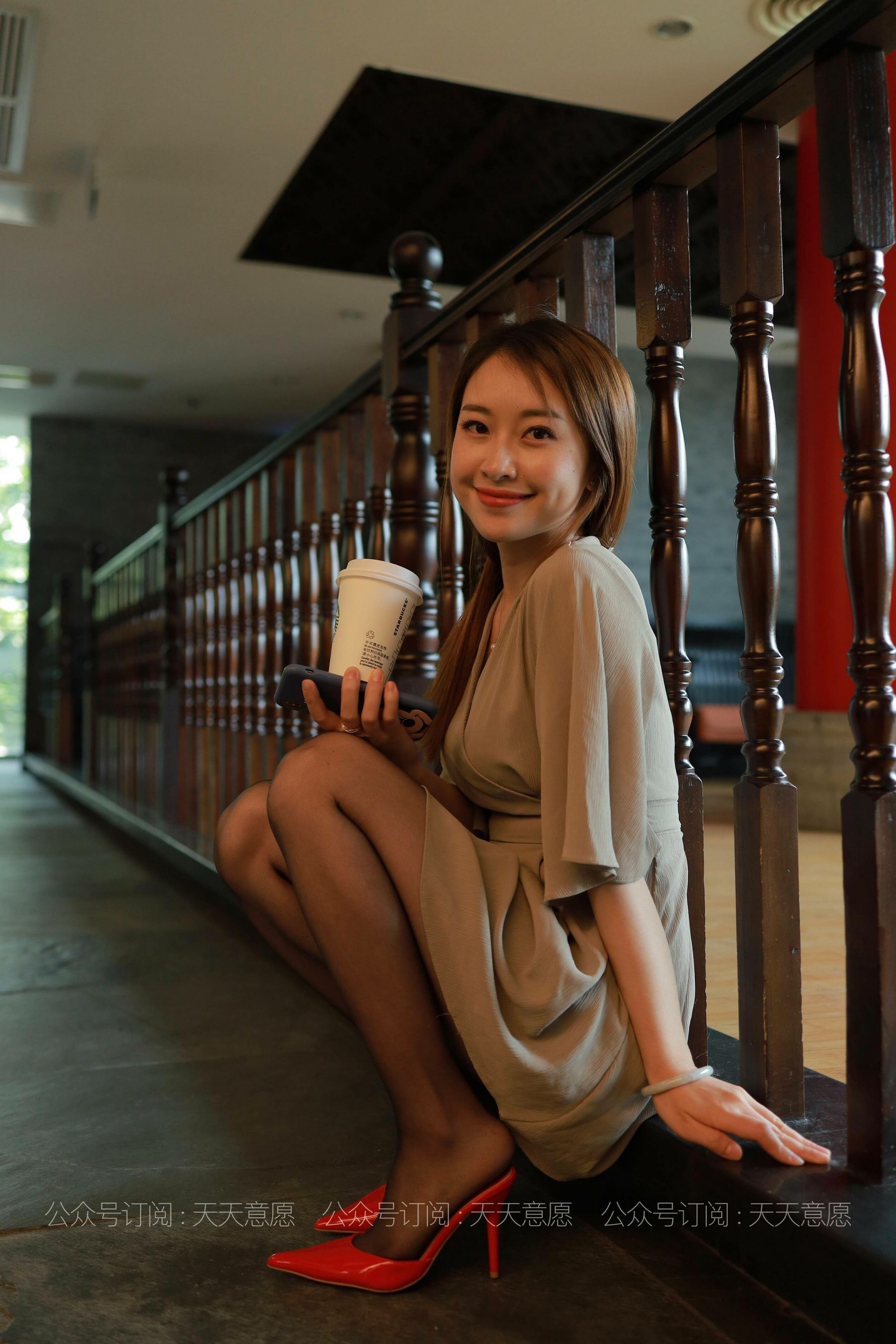 模特：小婕《红色跟底一身轻》-图83