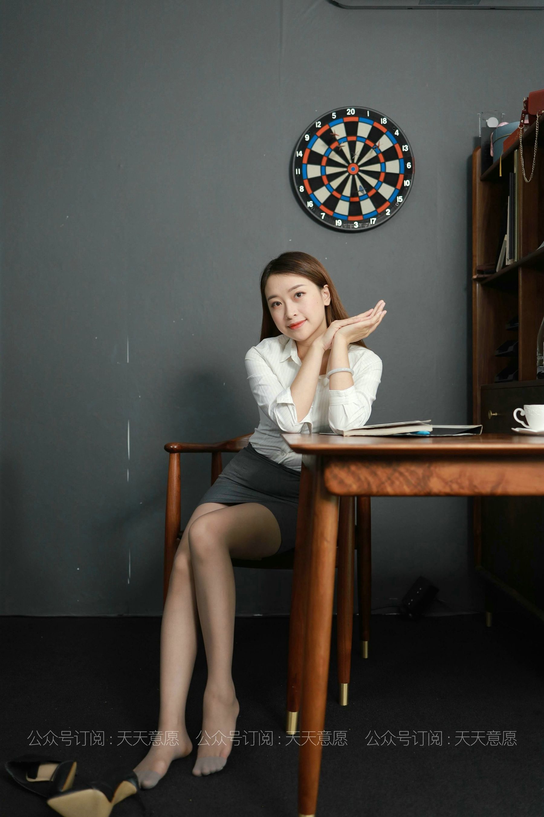 模特：小婕《美女开例会》-图38