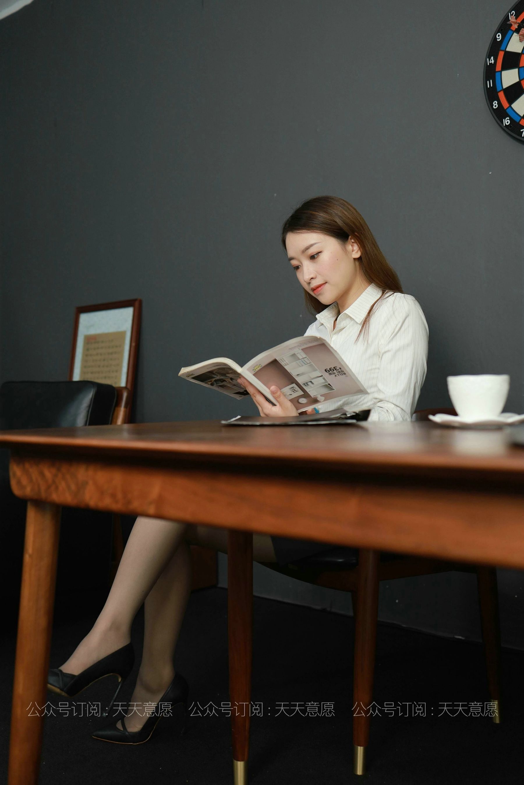 模特：小婕《美女开例会》-图7