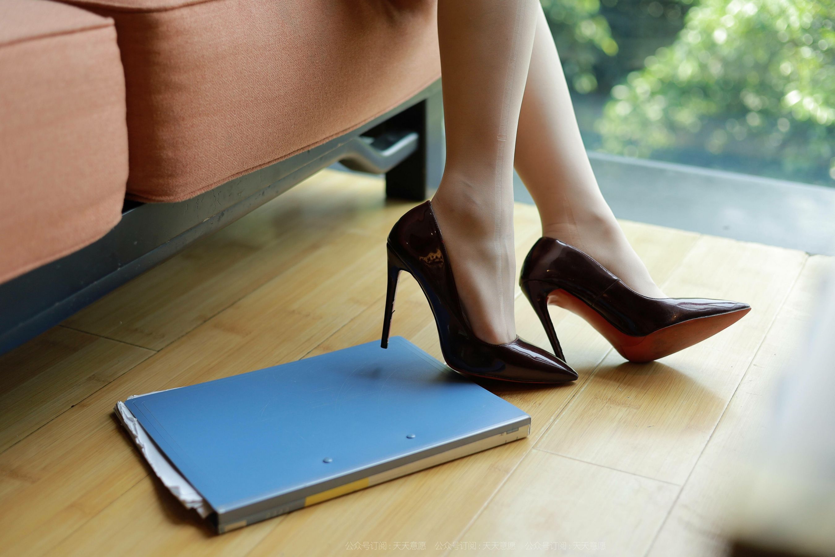 模特：小婕《美腿业务员》-图75