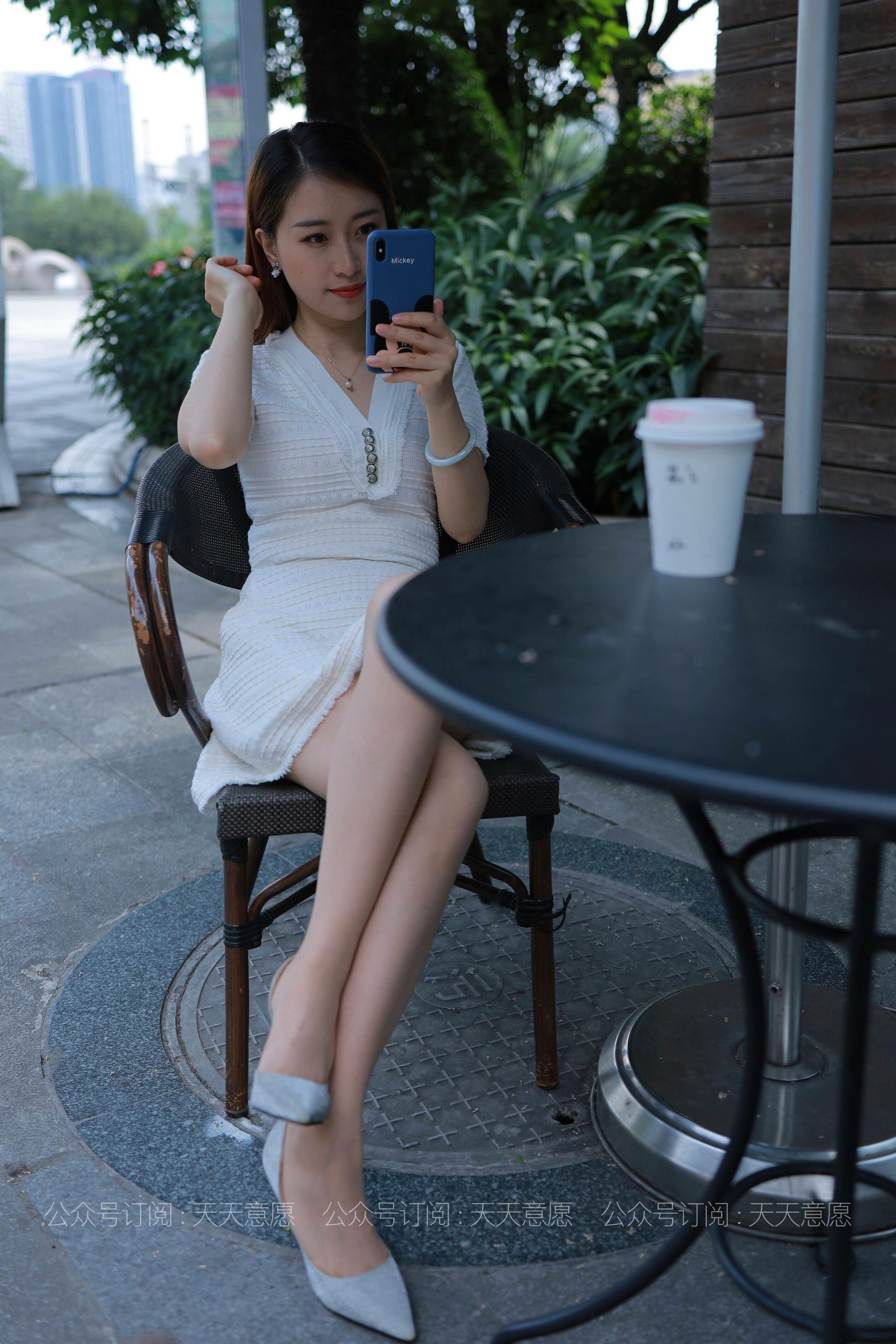 模特：小婕《肉丝白裙俏佳人》-图66