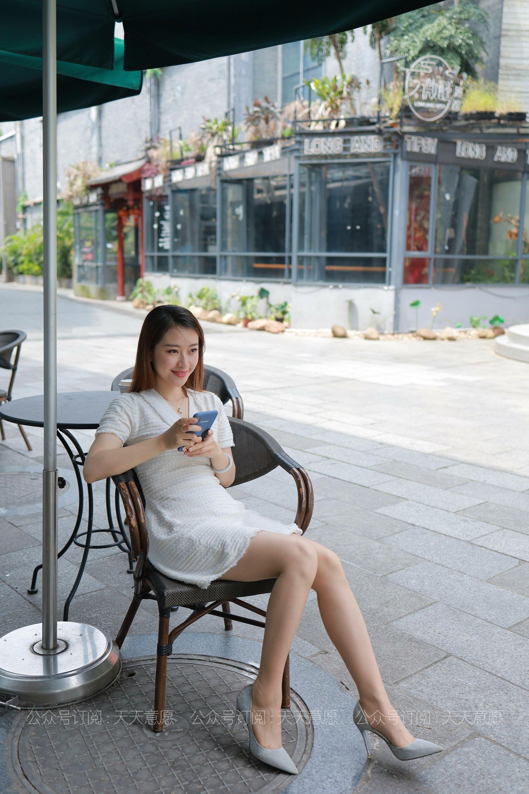 模特：小婕《肉丝白裙俏佳人》-图70