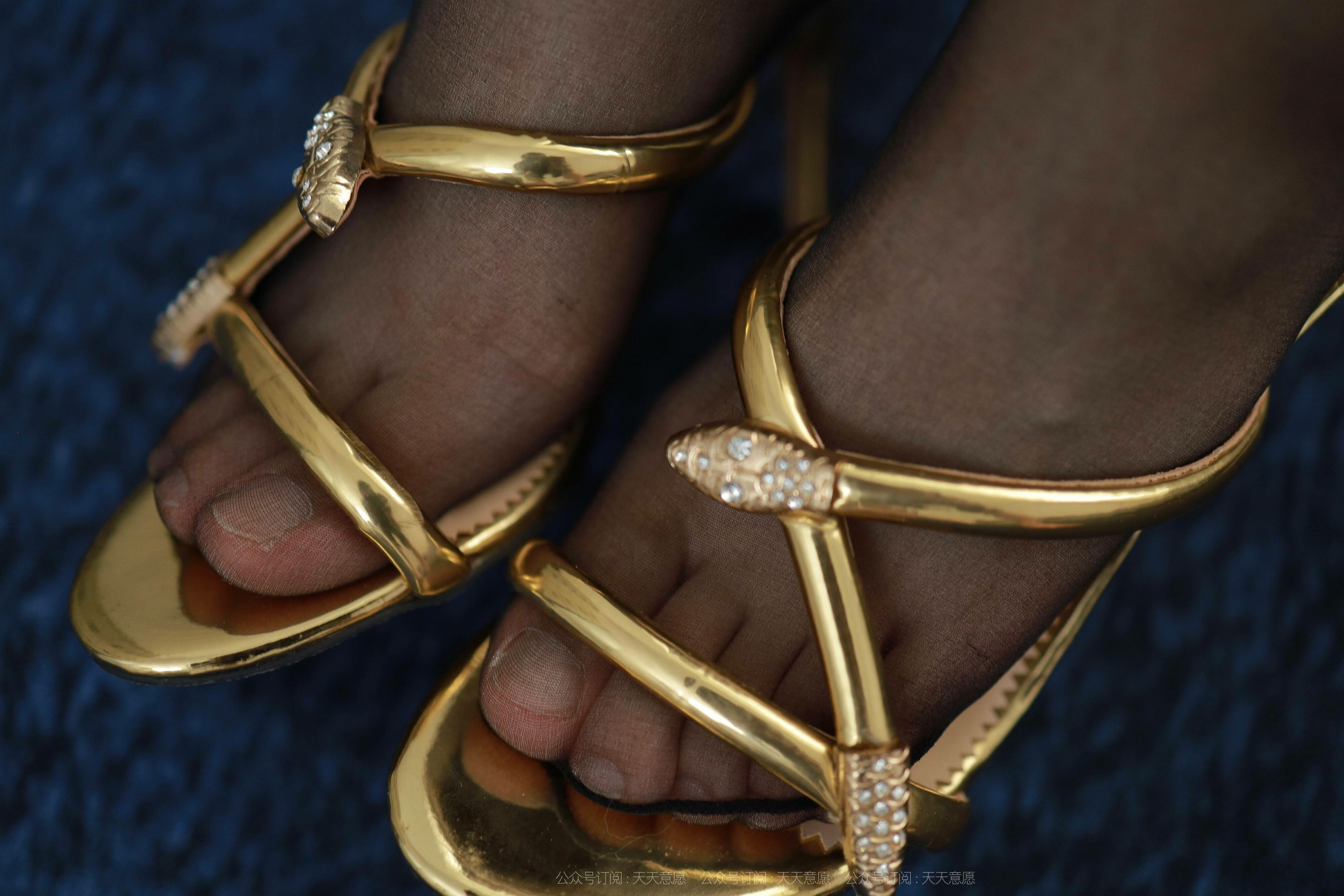 模特：小婕《金色吊带裙》-图86