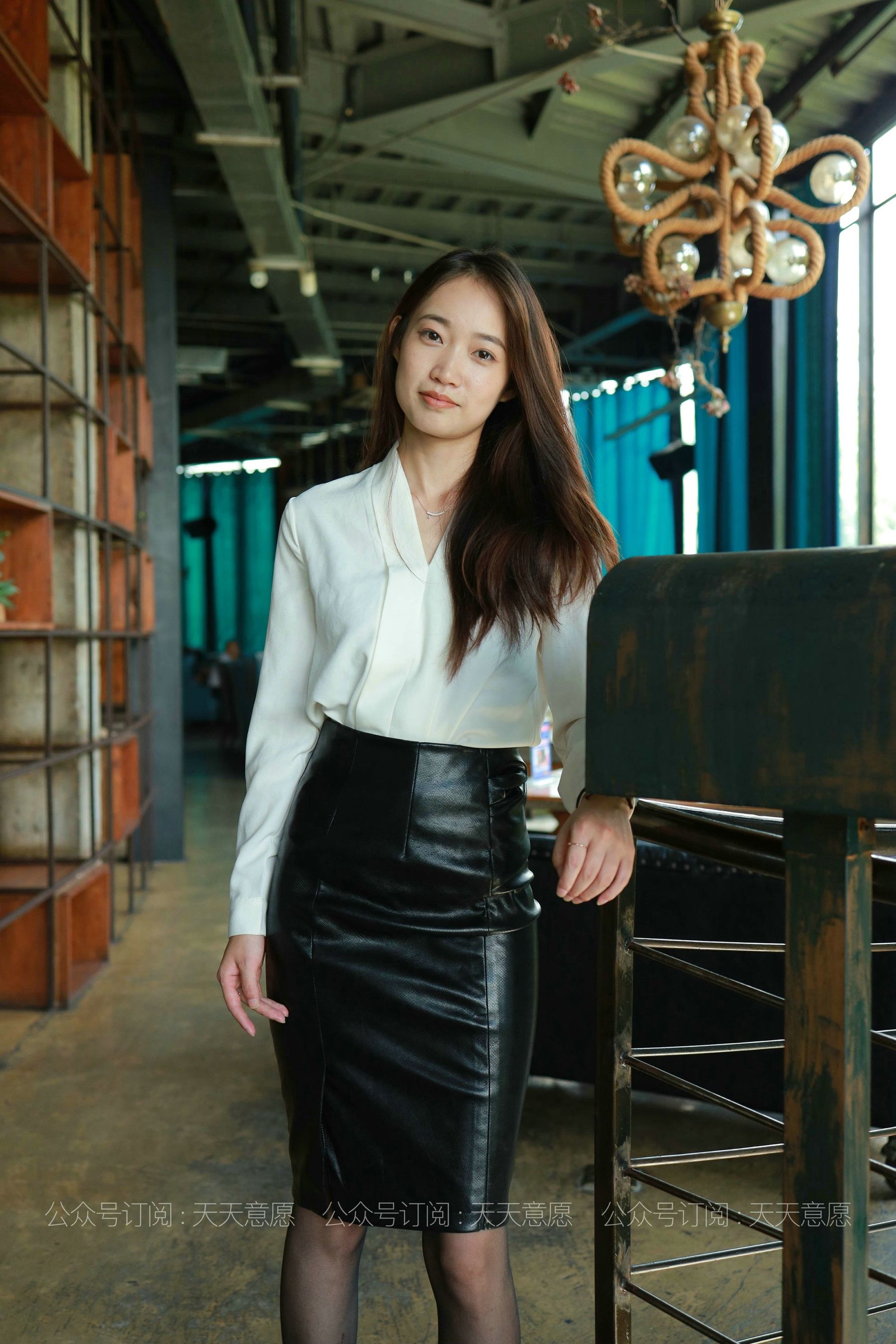 模特：小高《OL黑玫瑰》-图9