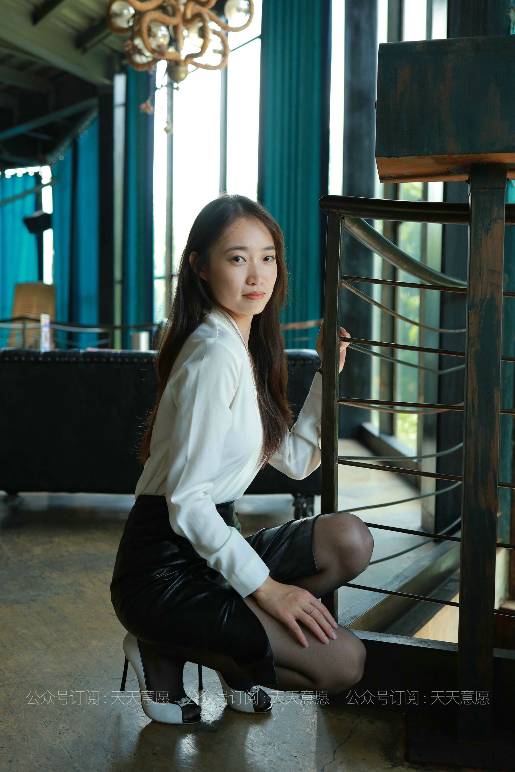 模特：小高《OL黑玫瑰》-图15