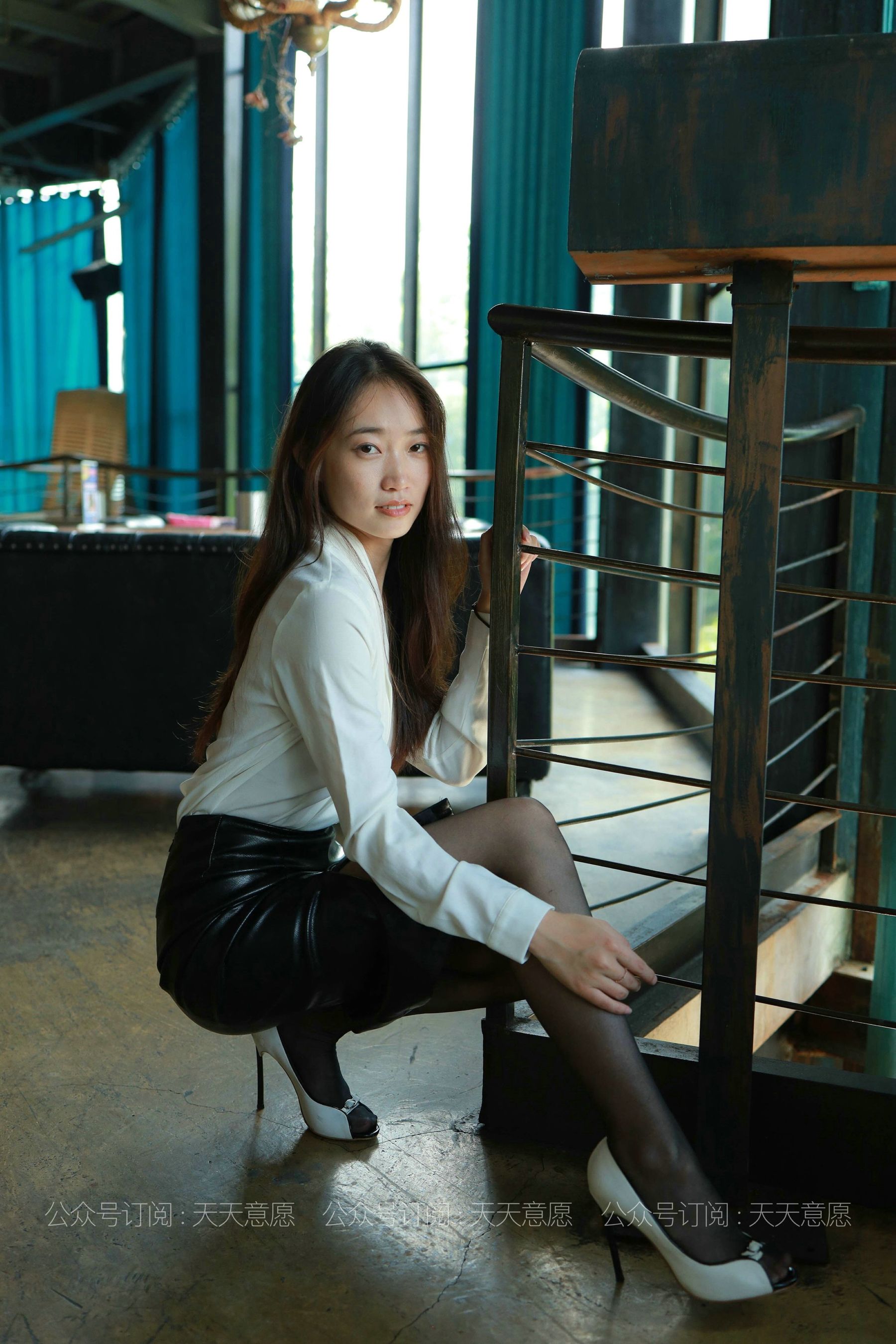 模特：小高《OL黑玫瑰》-图16