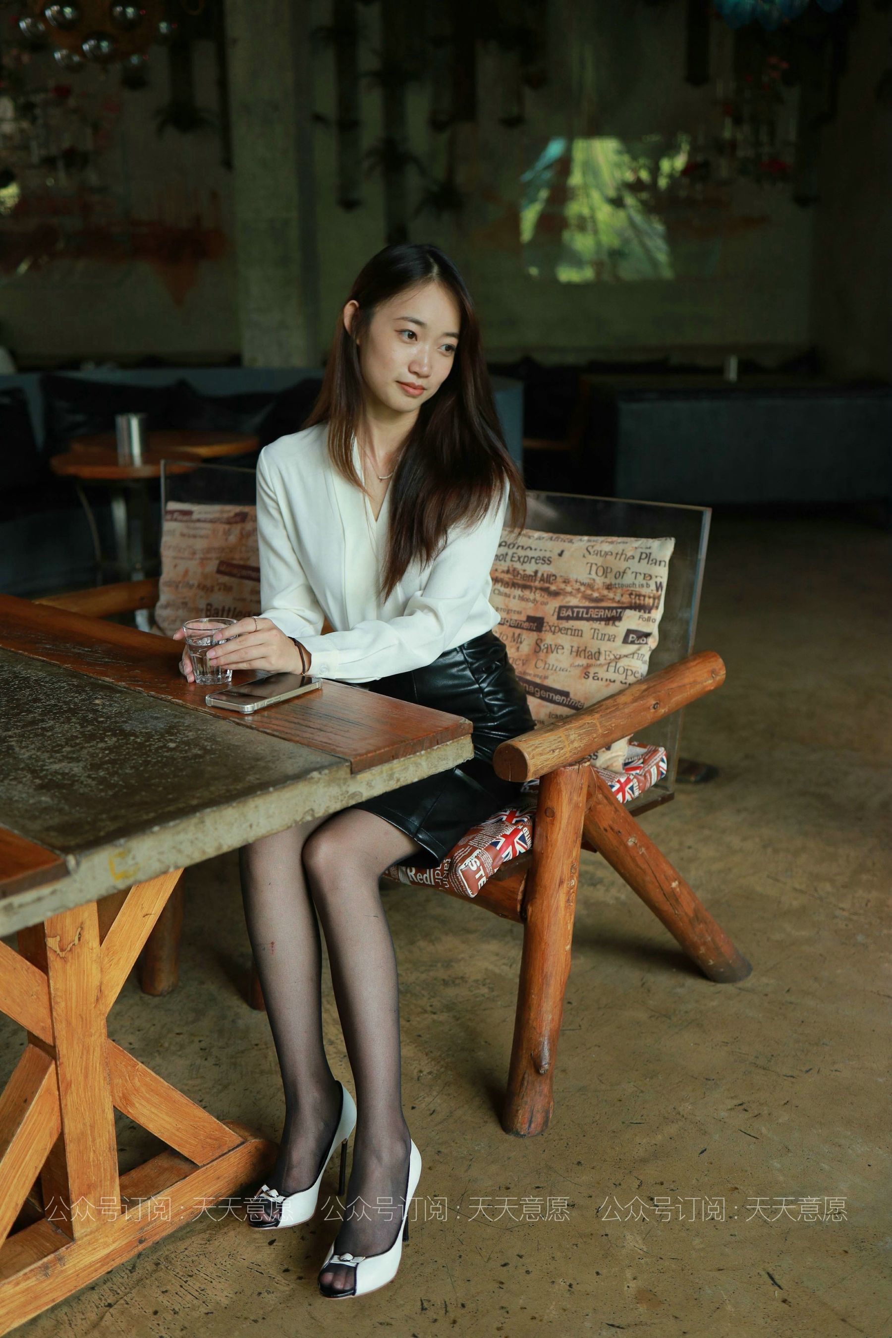 模特：小高《OL黑玫瑰》-图26