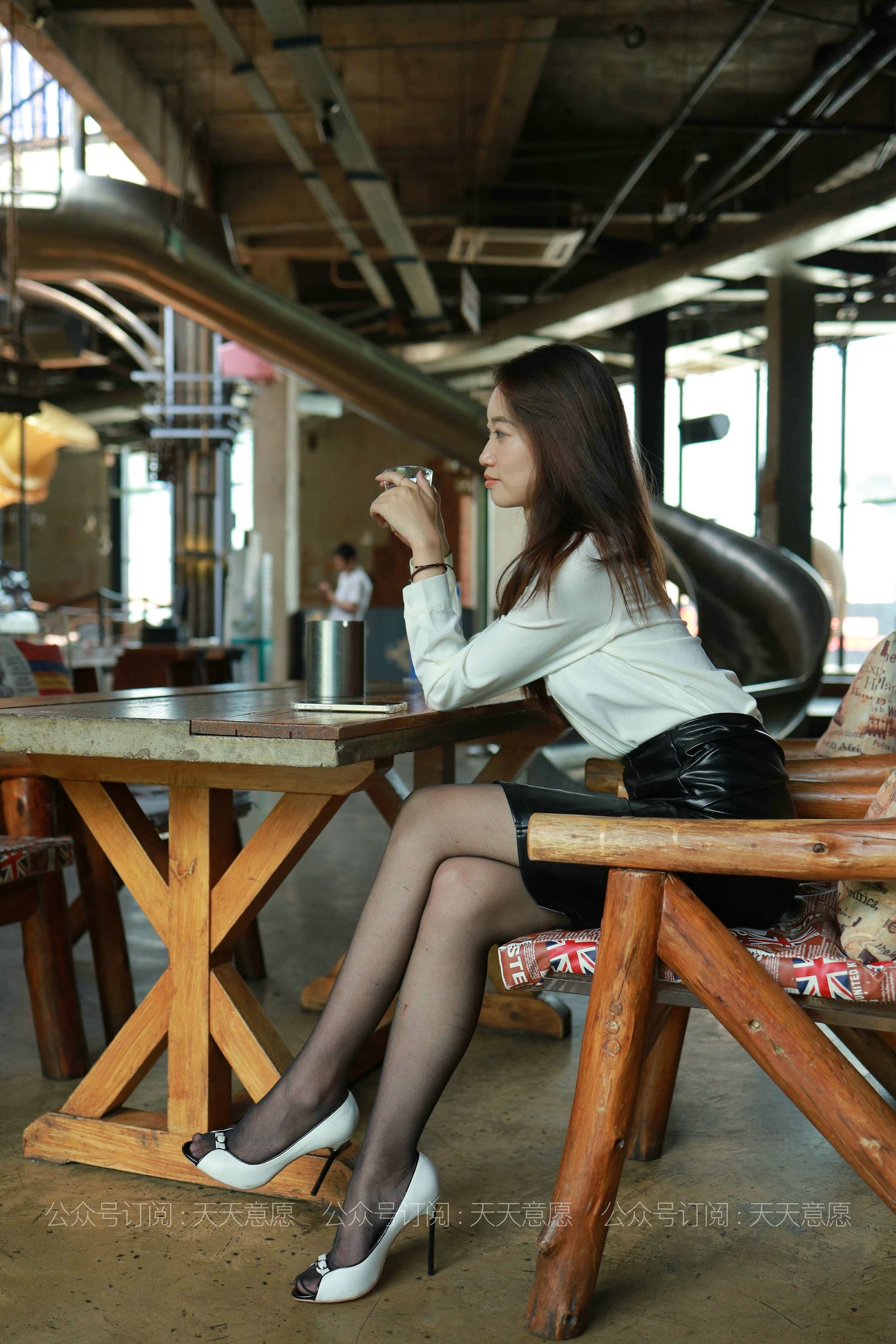 模特：小高《OL黑玫瑰》-图30