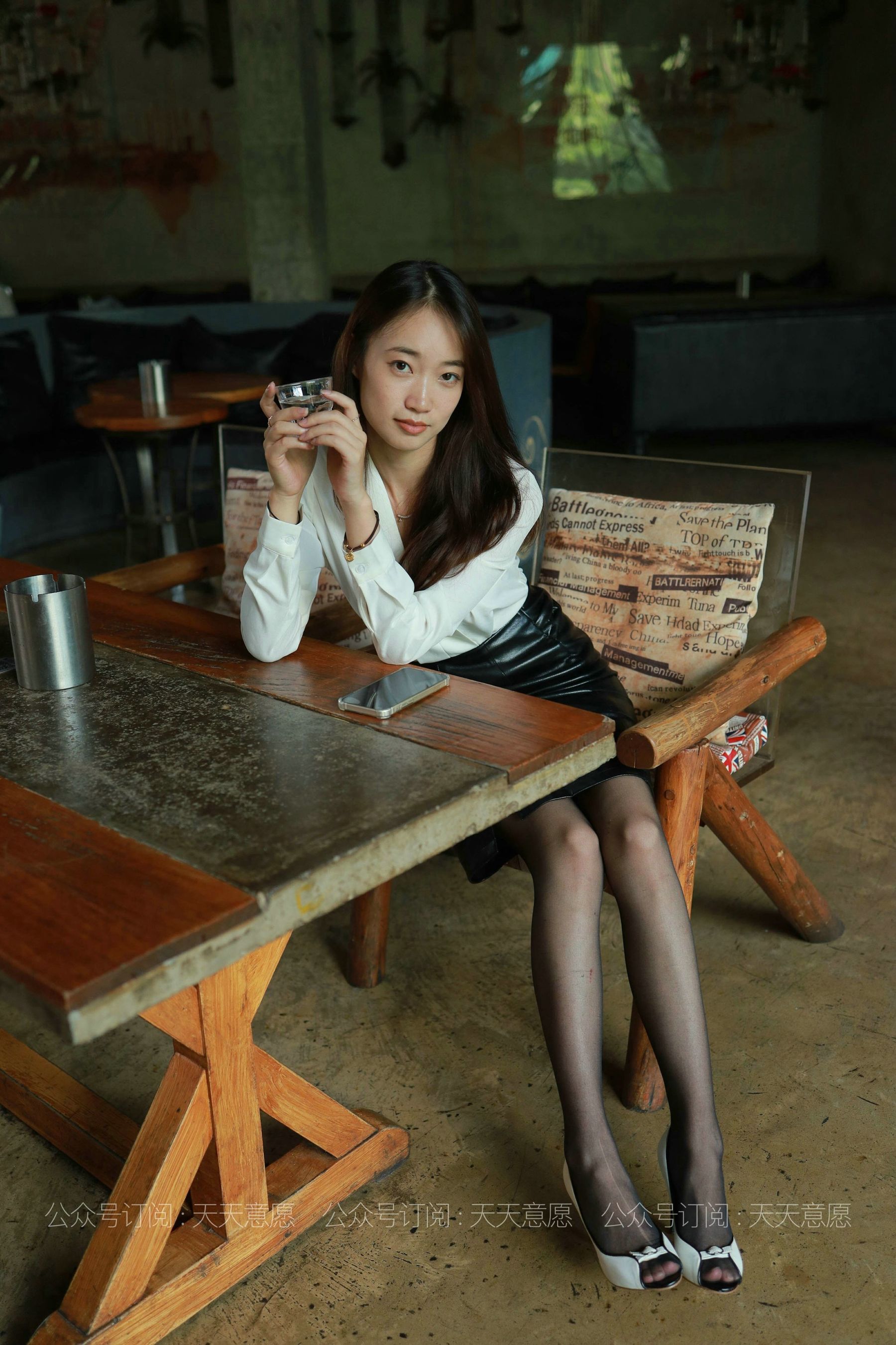 模特：小高《OL黑玫瑰》-图33