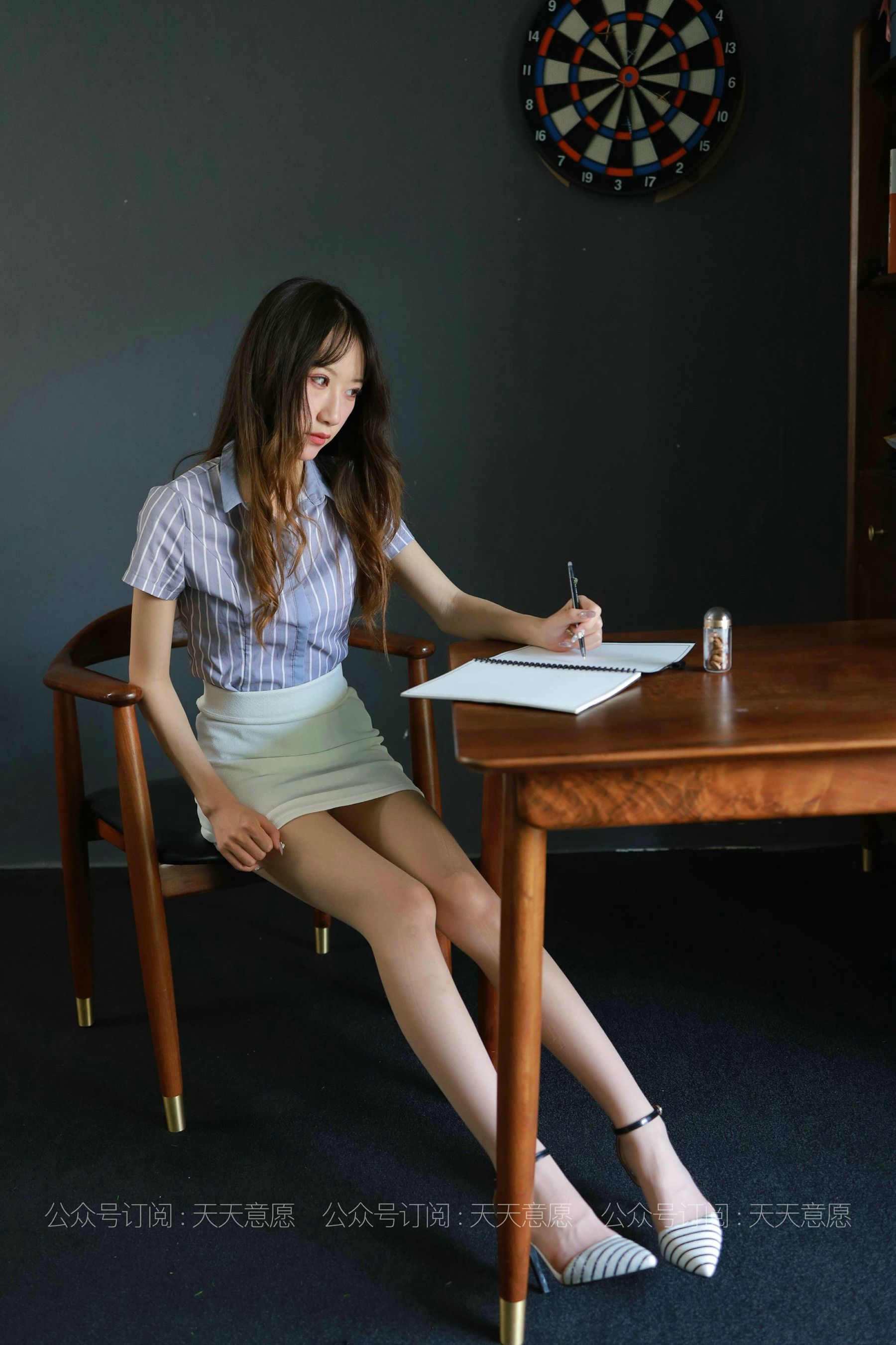 模特：怡怡《长腿实习生》-图10