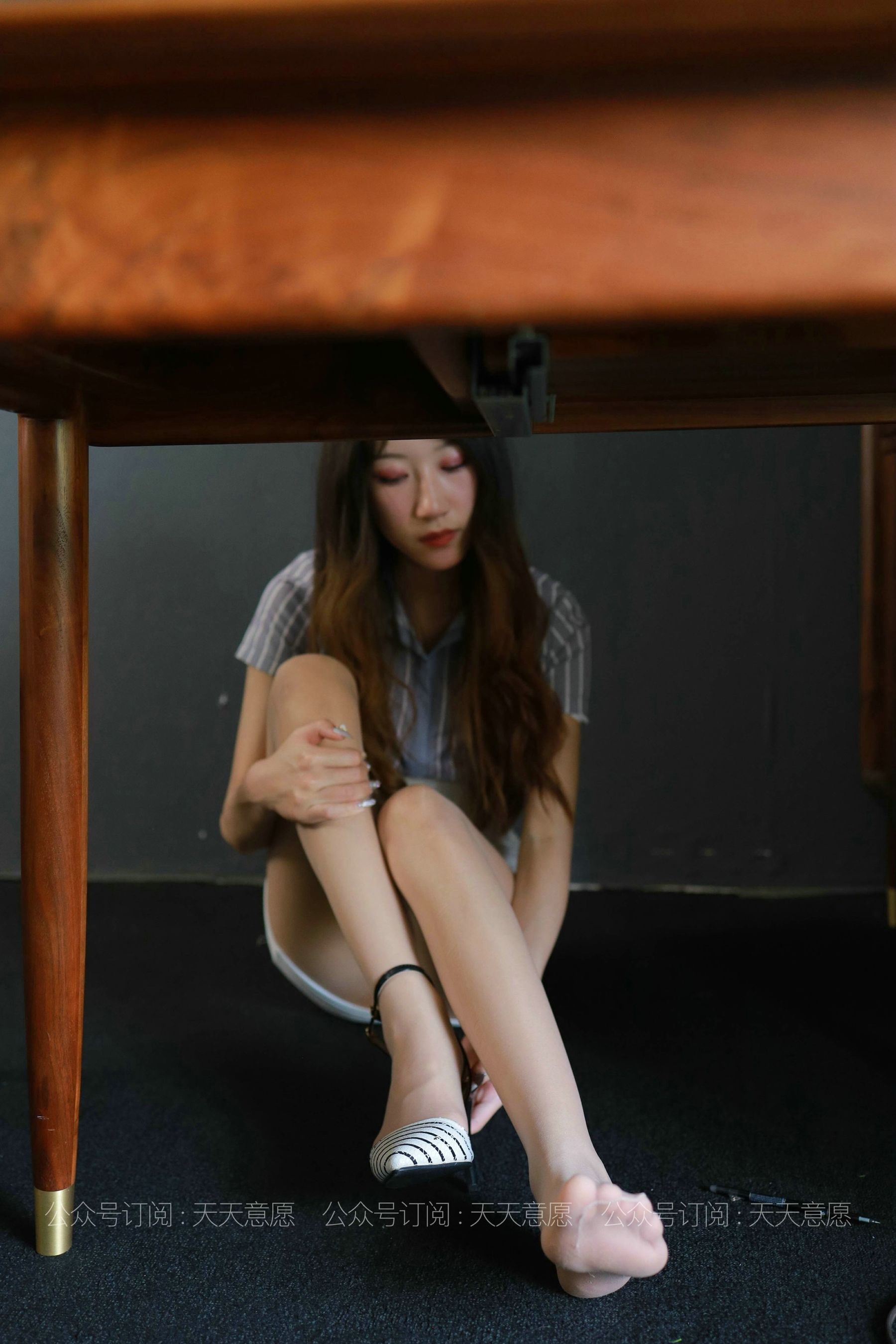 模特：怡怡《长腿实习生》-图41