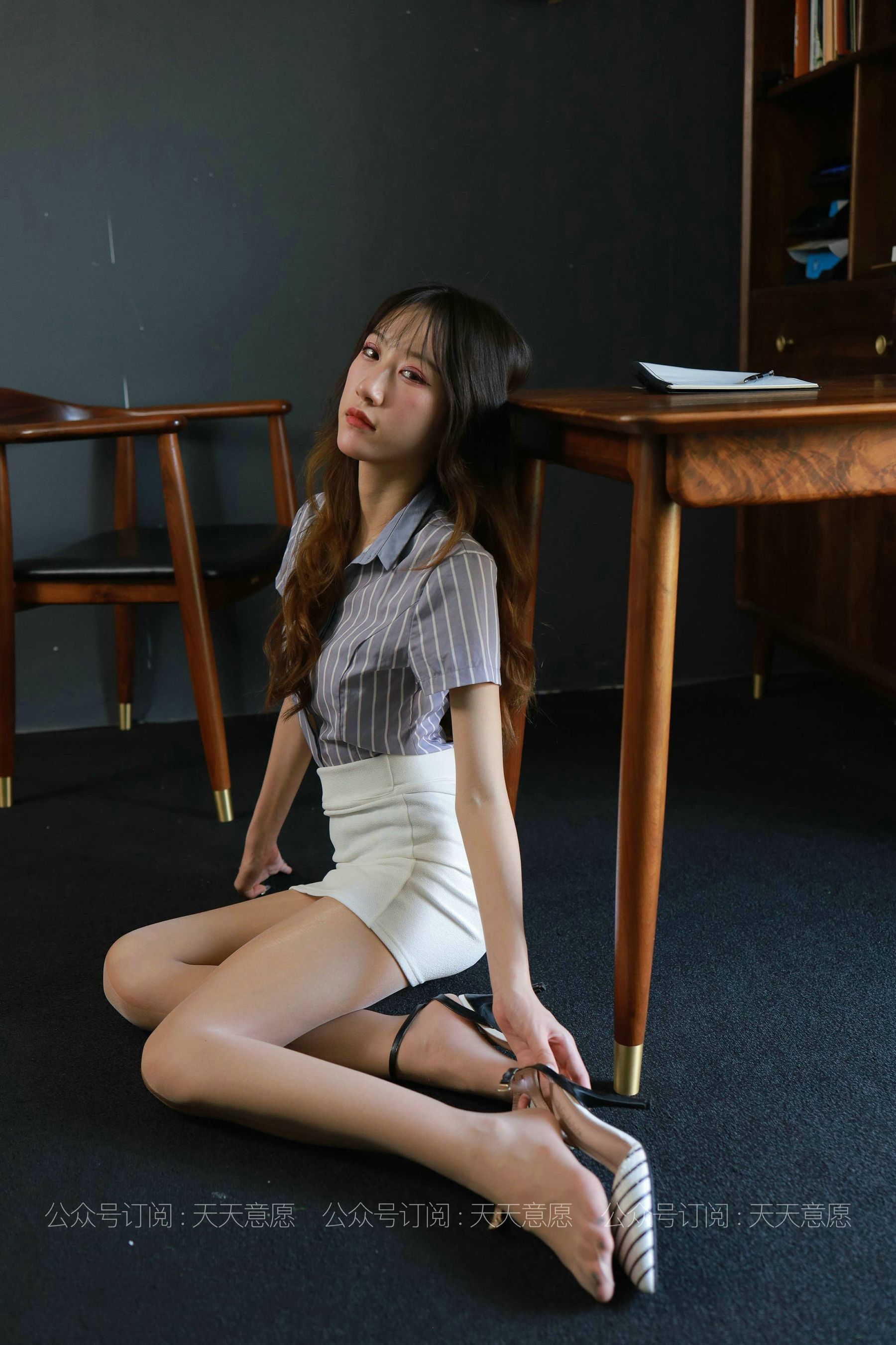 模特：怡怡《长腿实习生》-图77