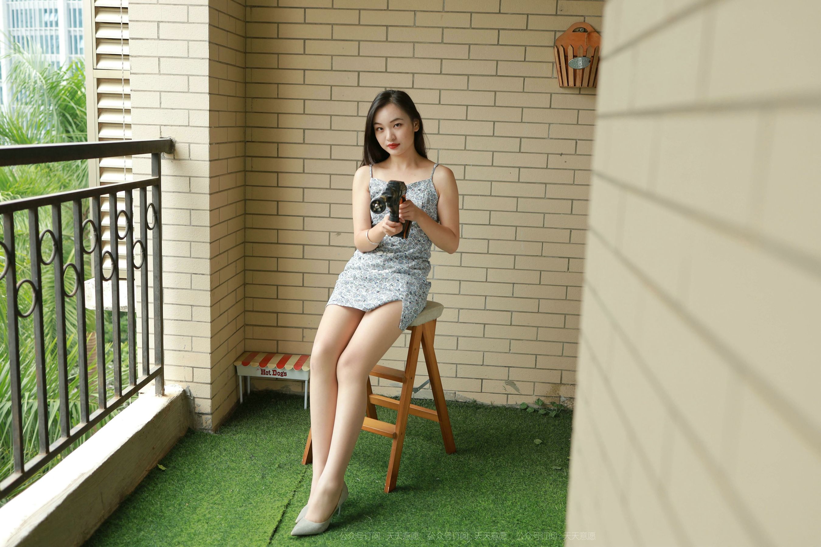 模特：星星《碎花短裙》-图0