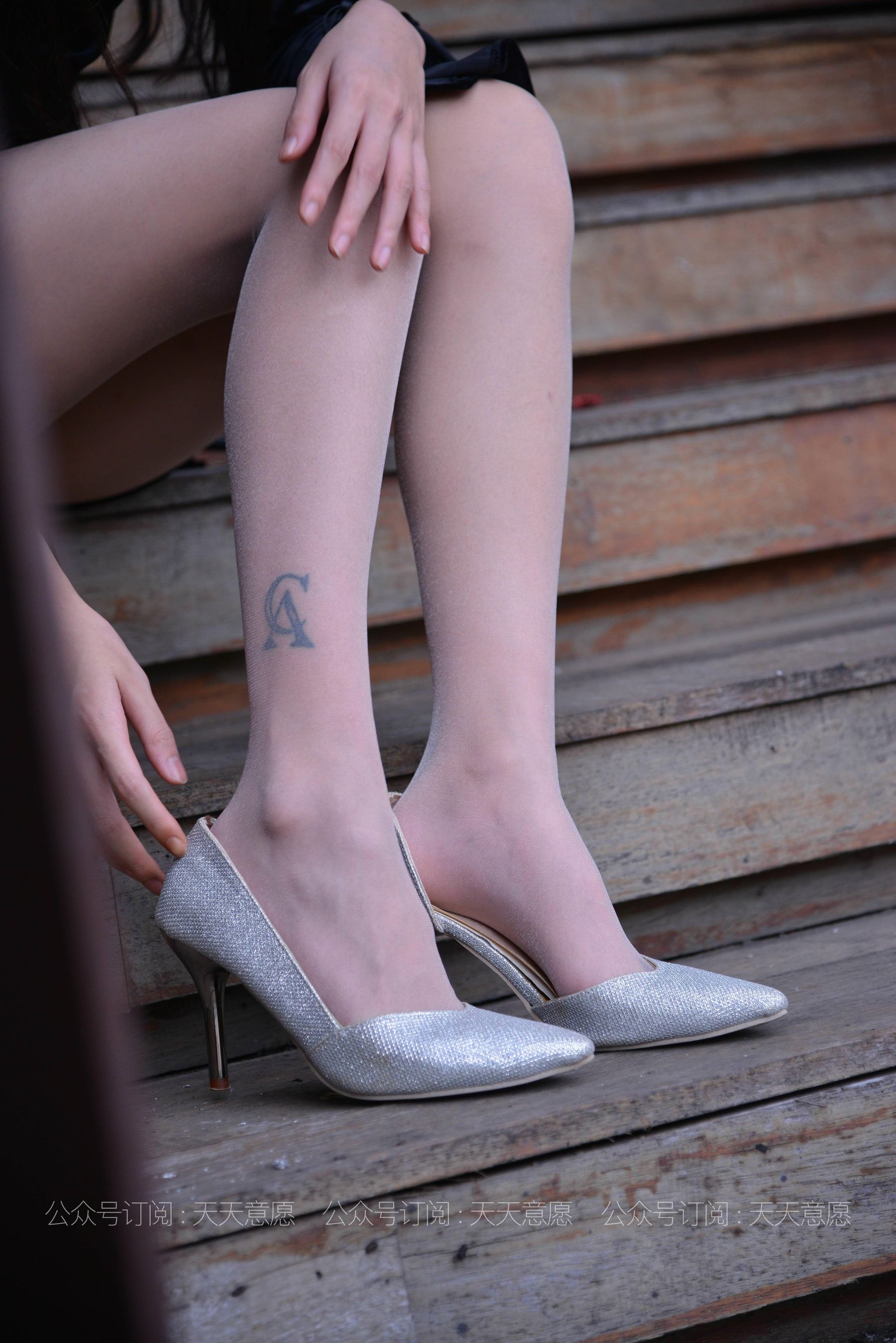 模特：潇潇《楼梯上的黑色绑带》-图71