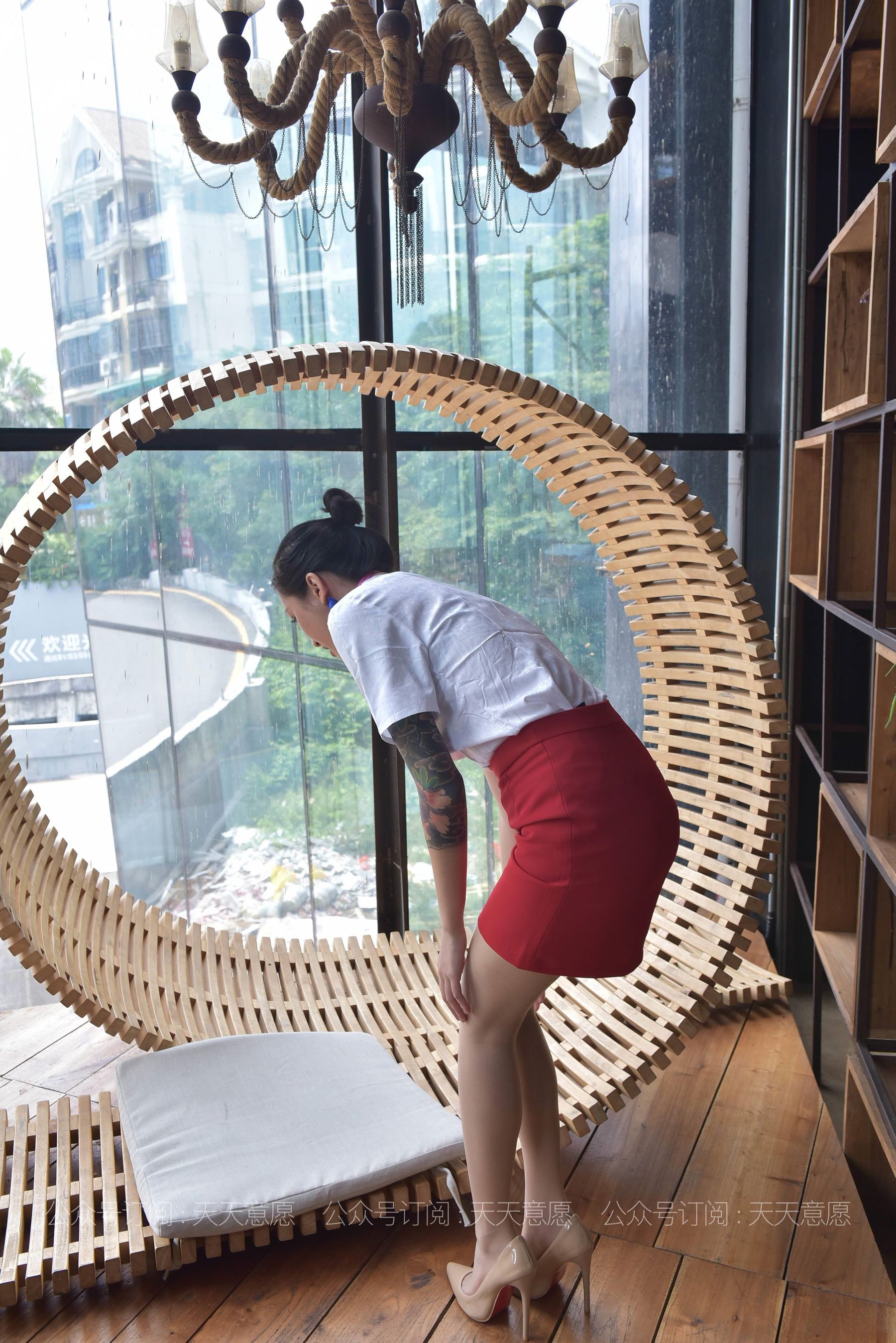 模特：潇潇《红裙职业装展示》-图37