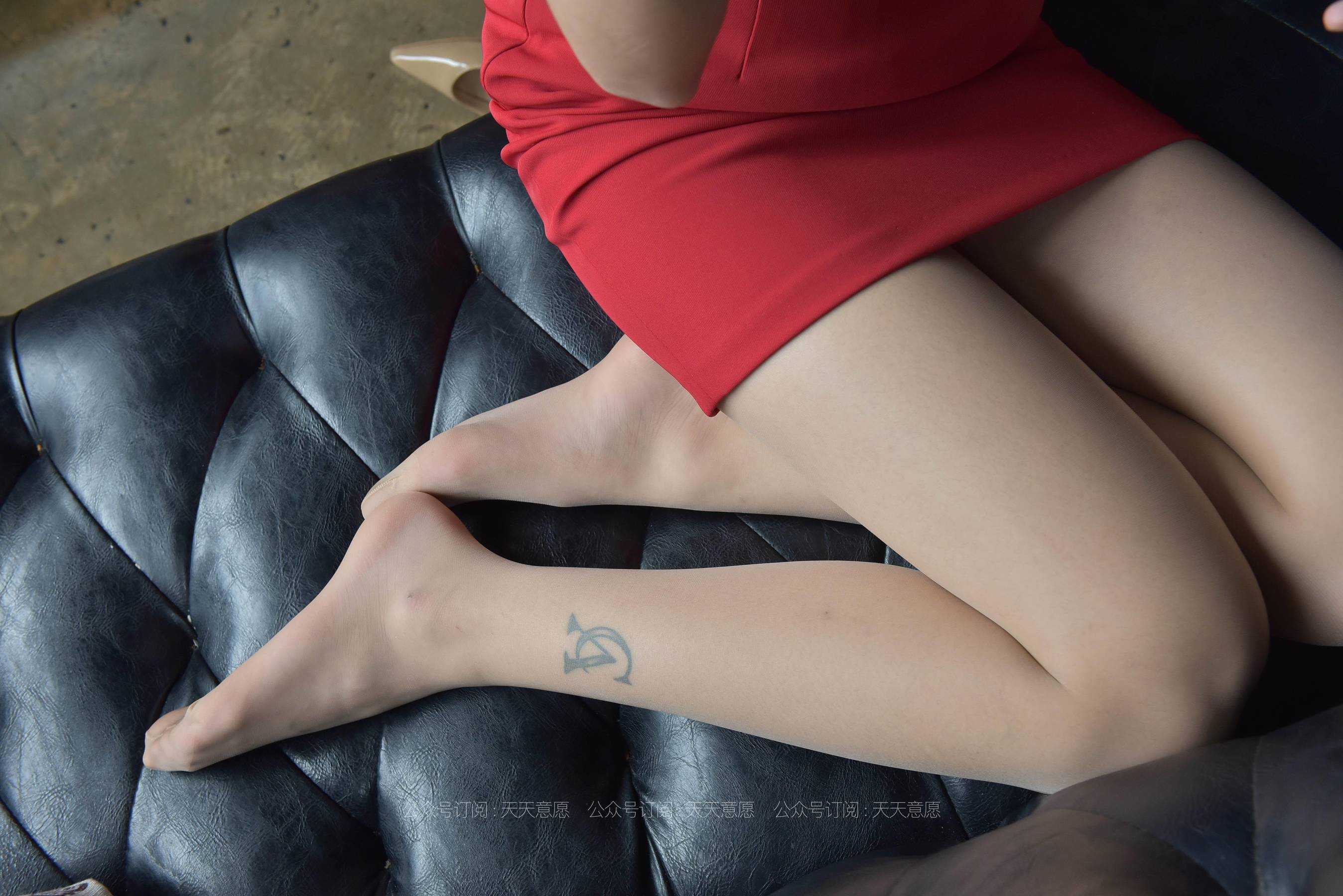 模特：潇潇《红裙职业装展示》-图86