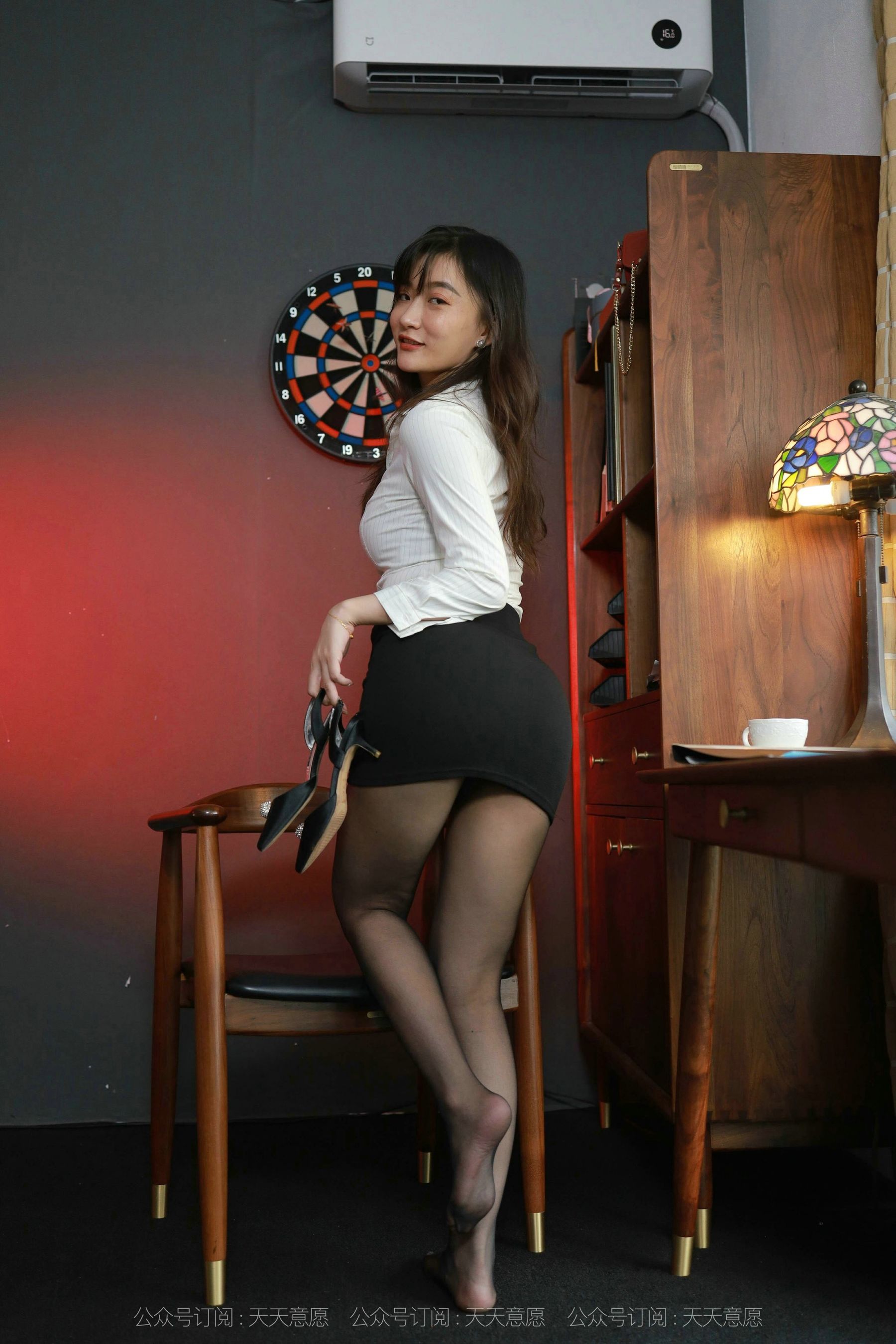 模特：秋秋《企划部OL美女》-图41