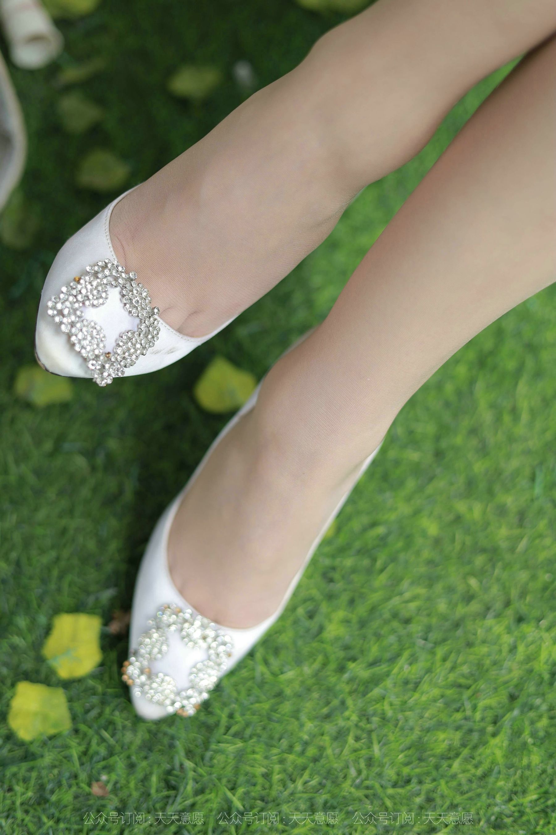 模特：秋秋《阳台上的美女》-图2