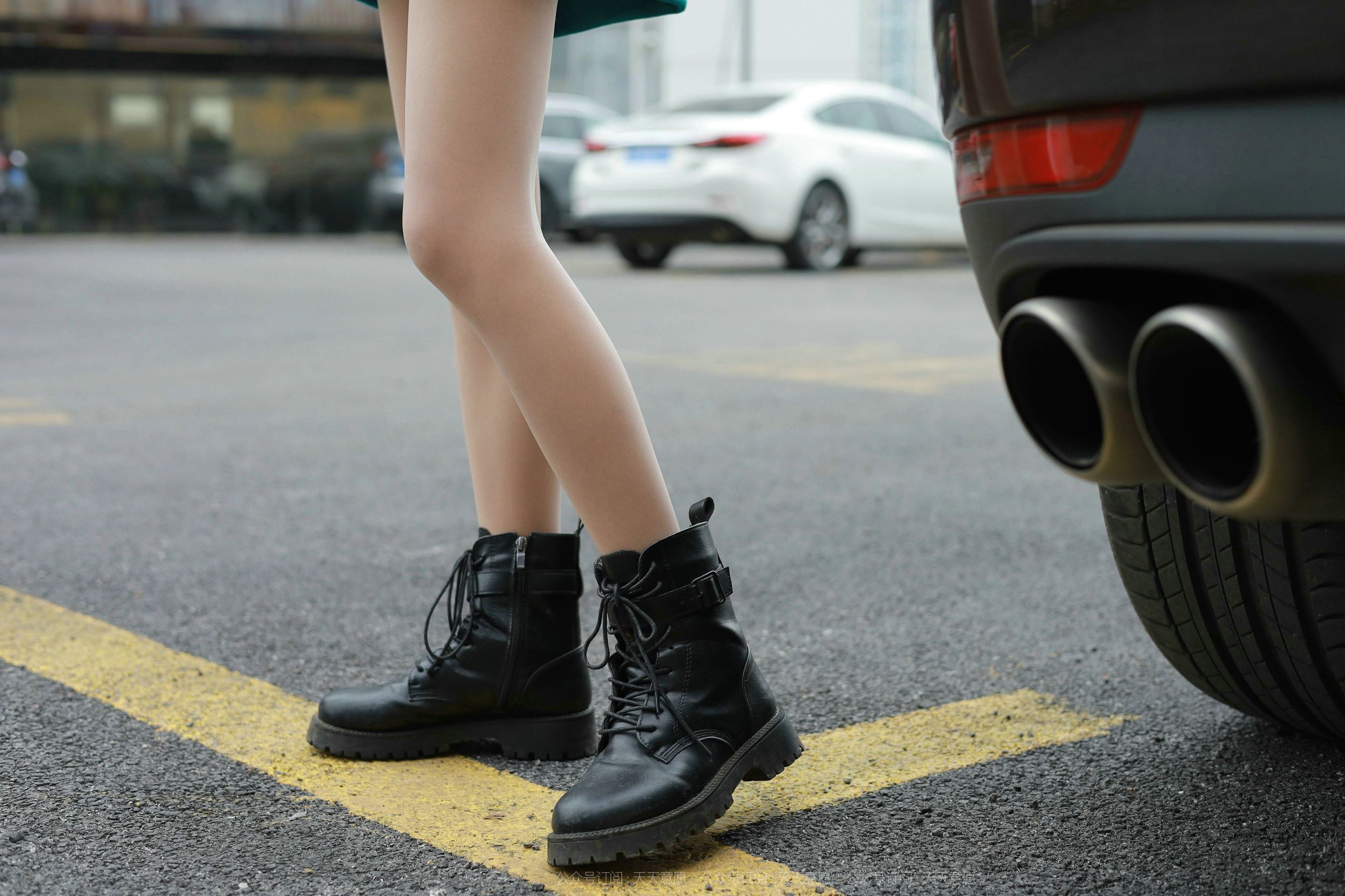 模特：美子《停车场邂逅》-图0