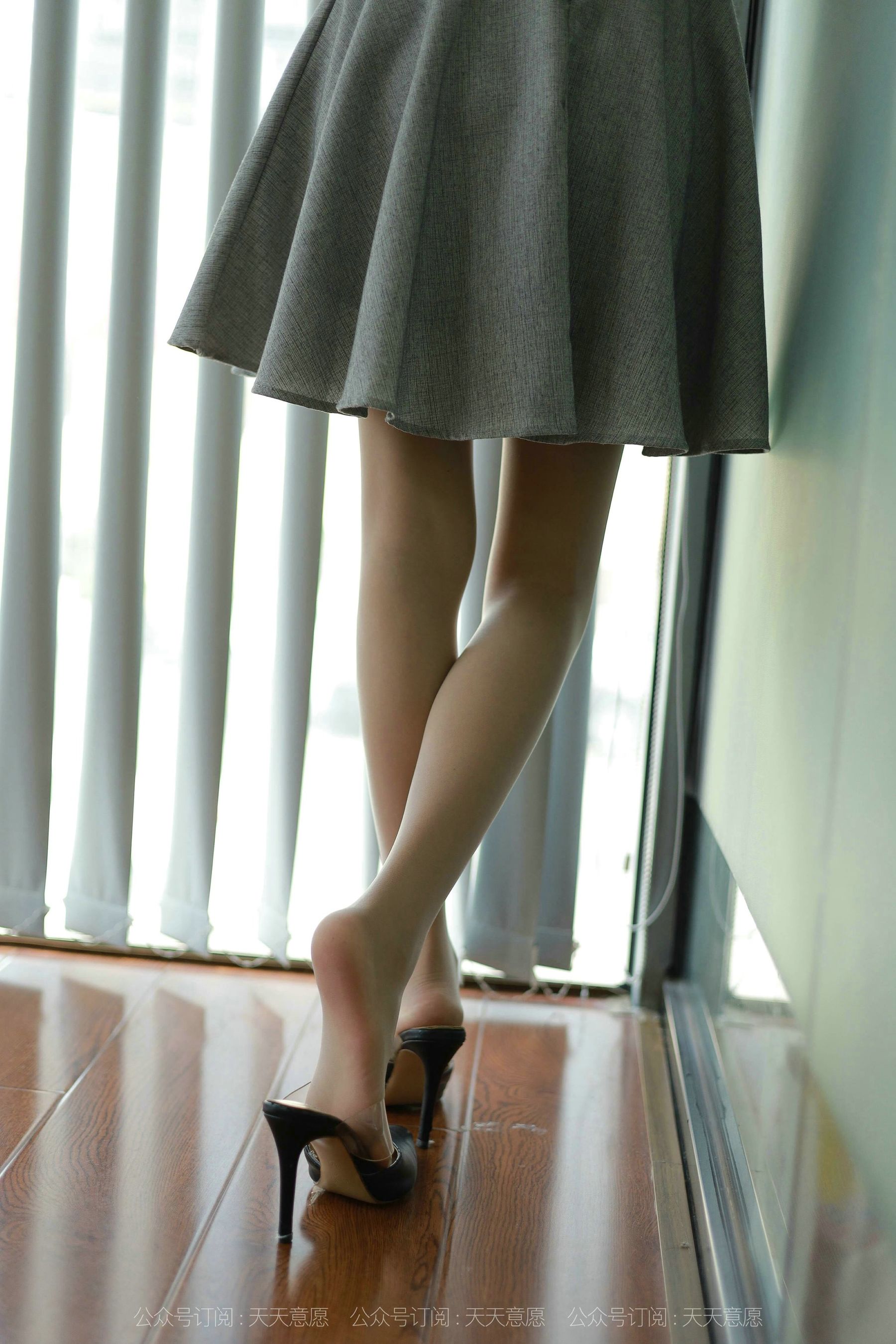 模特：美子《听话的女秘书》-图24