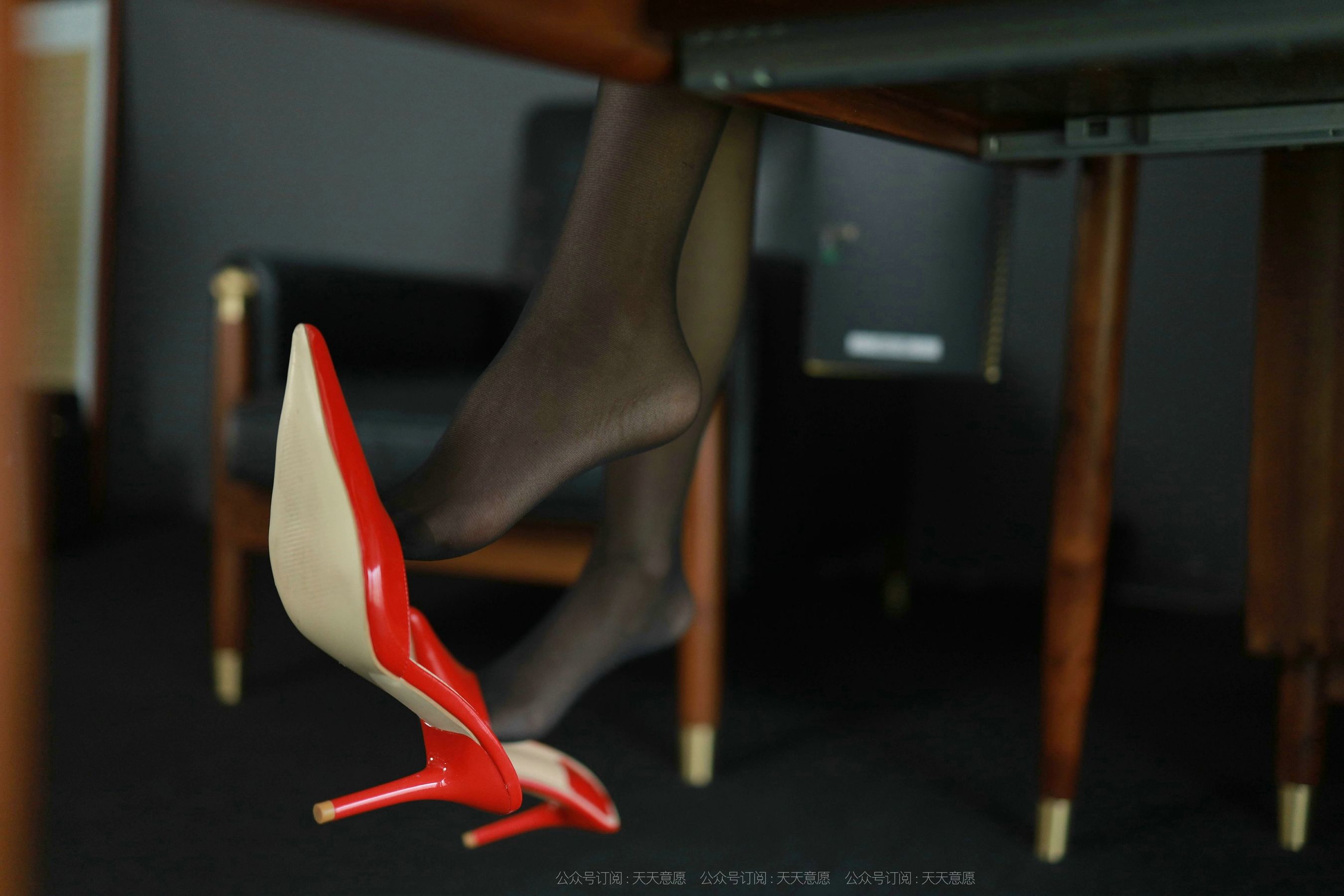 模特：美子《红色高跟鞋》-图56