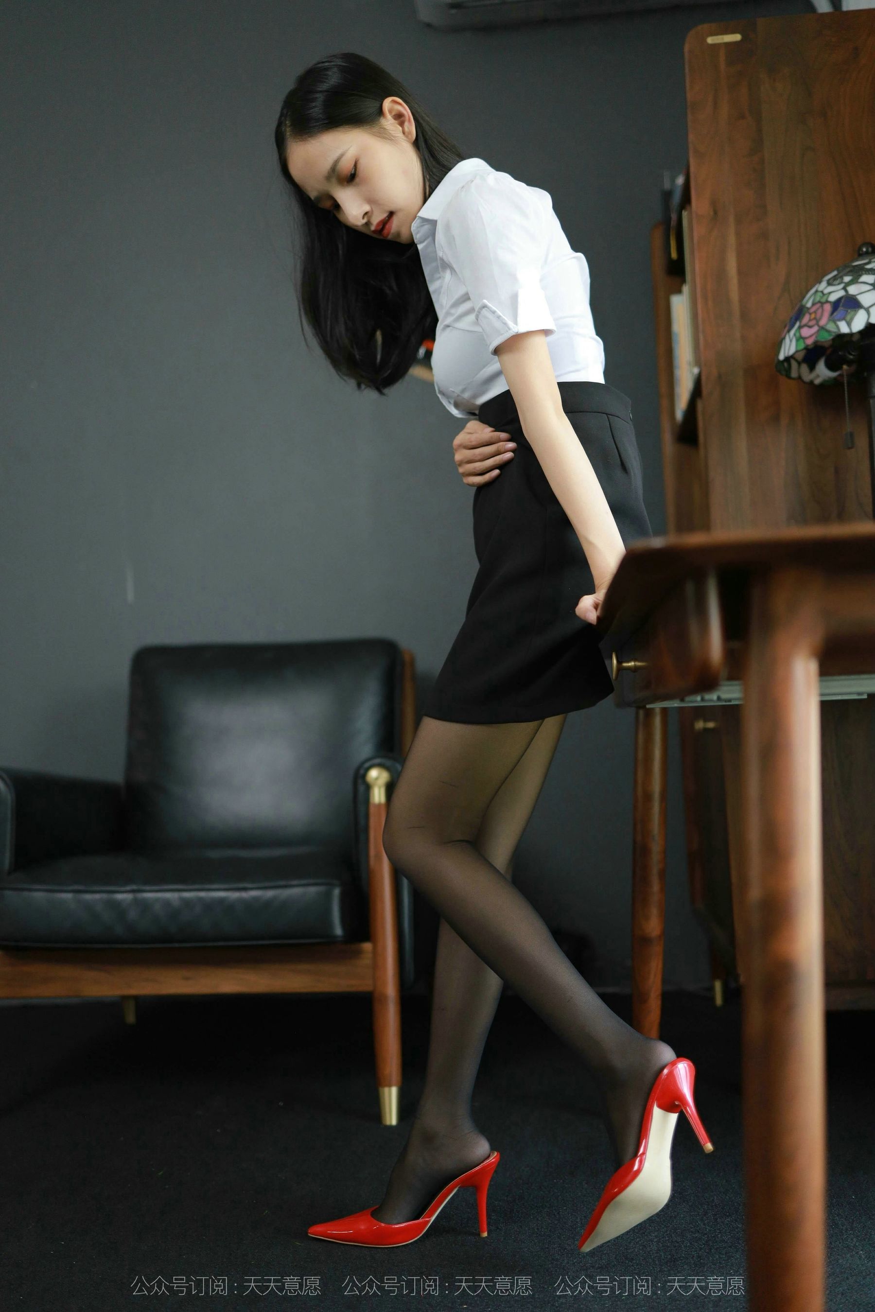 模特：美子《红色高跟鞋》-图59