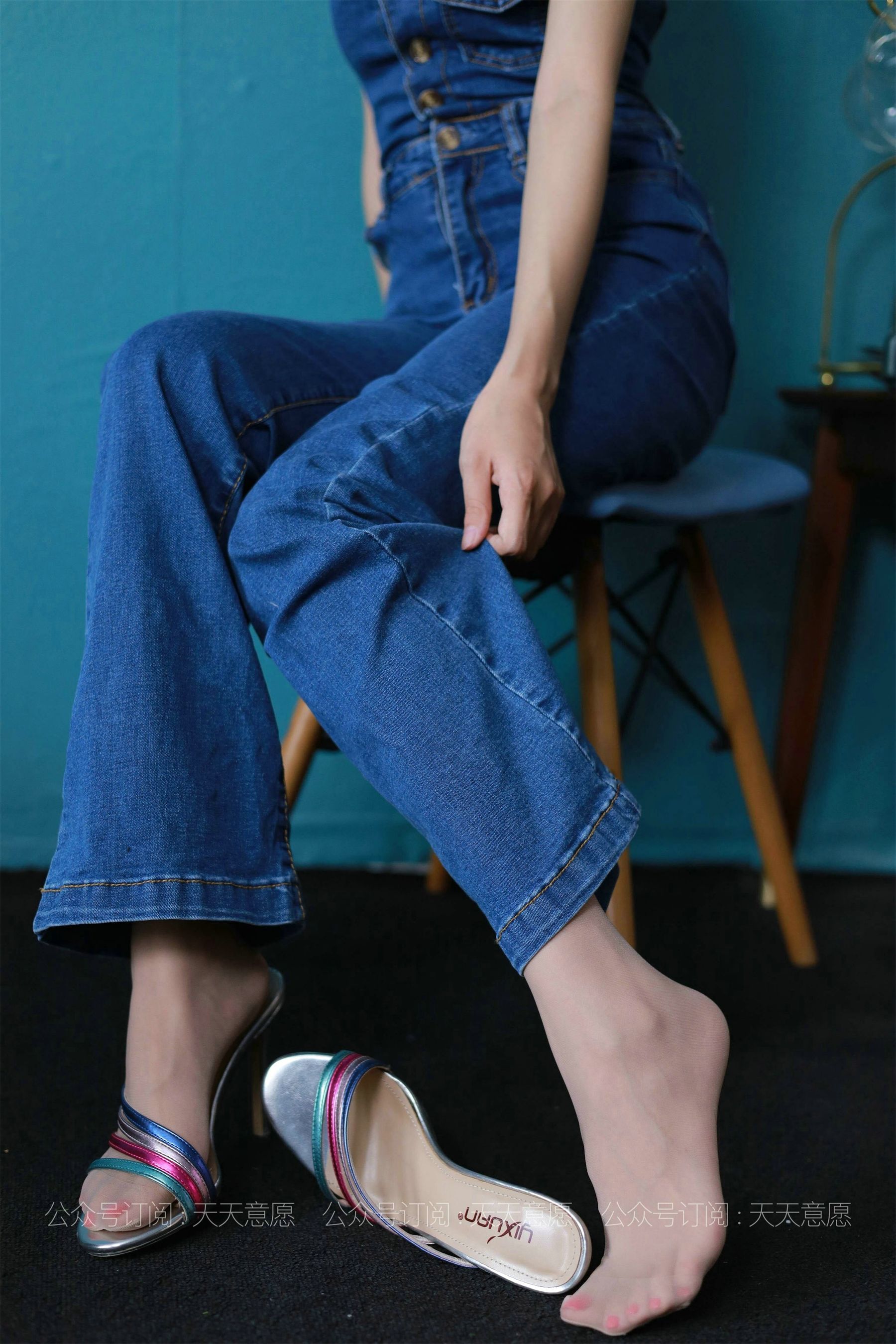 模特：美子《美背库里丝》-图3