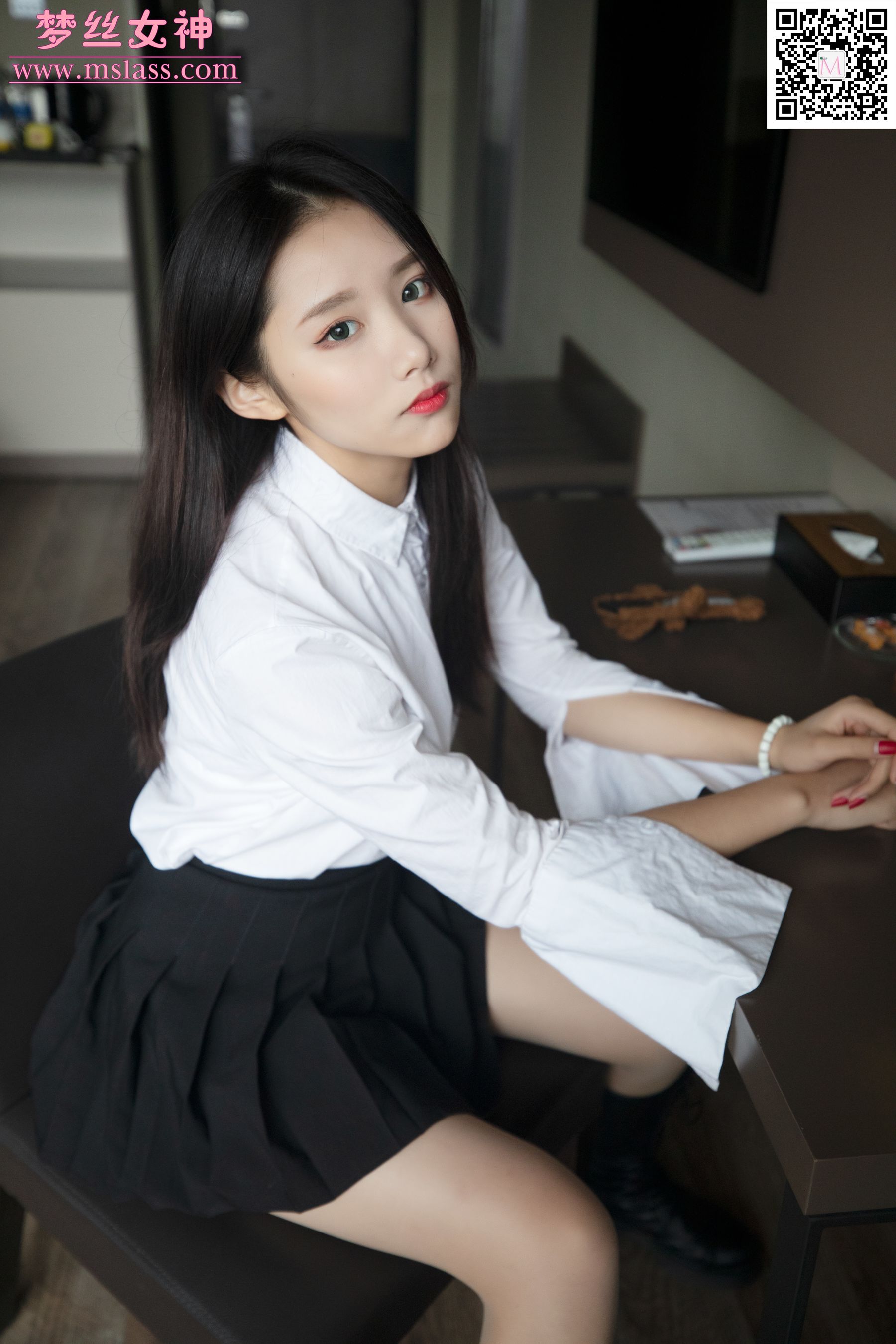 然然 靴下女神-图5