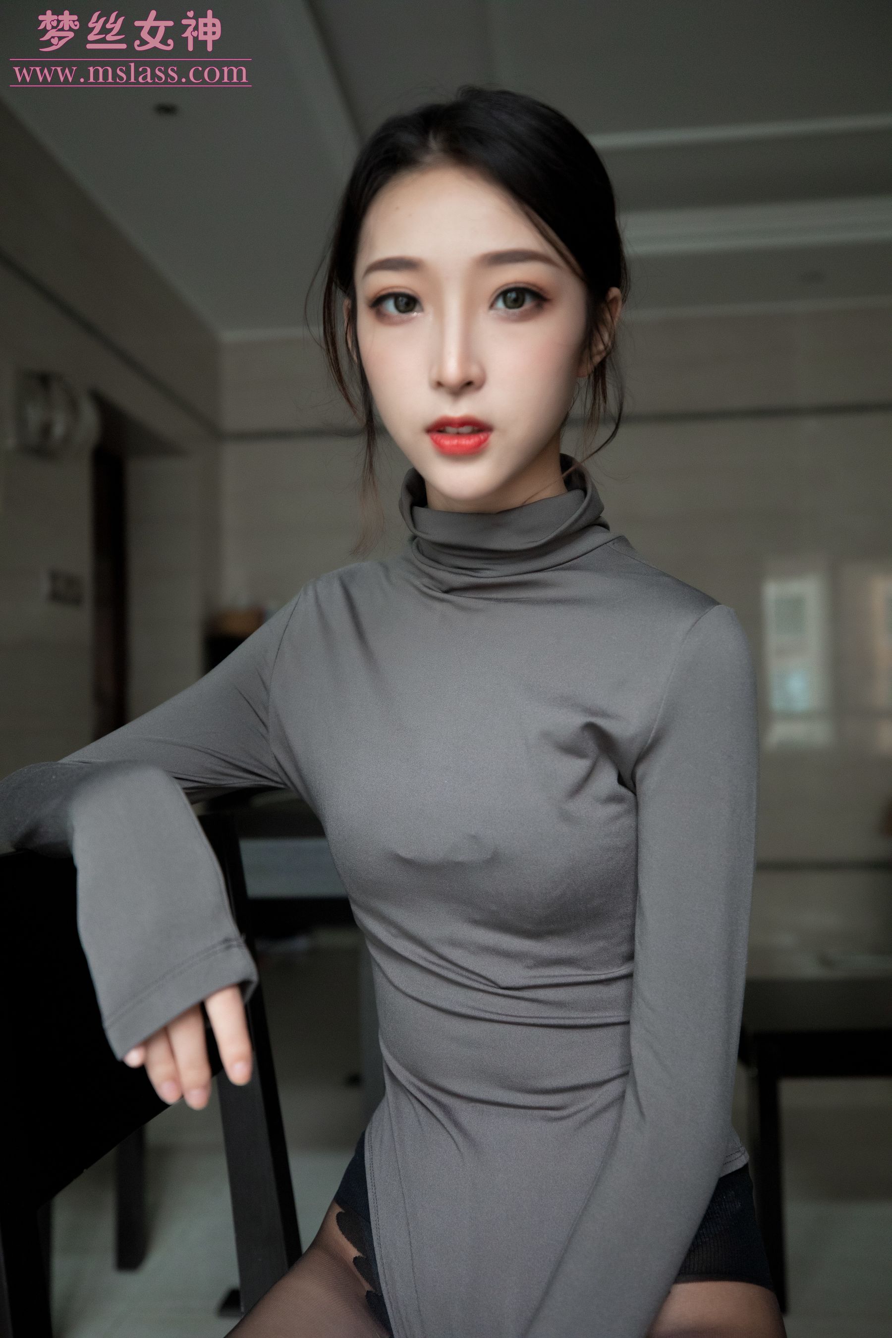 乔儿 美女主播（黑色）-图2