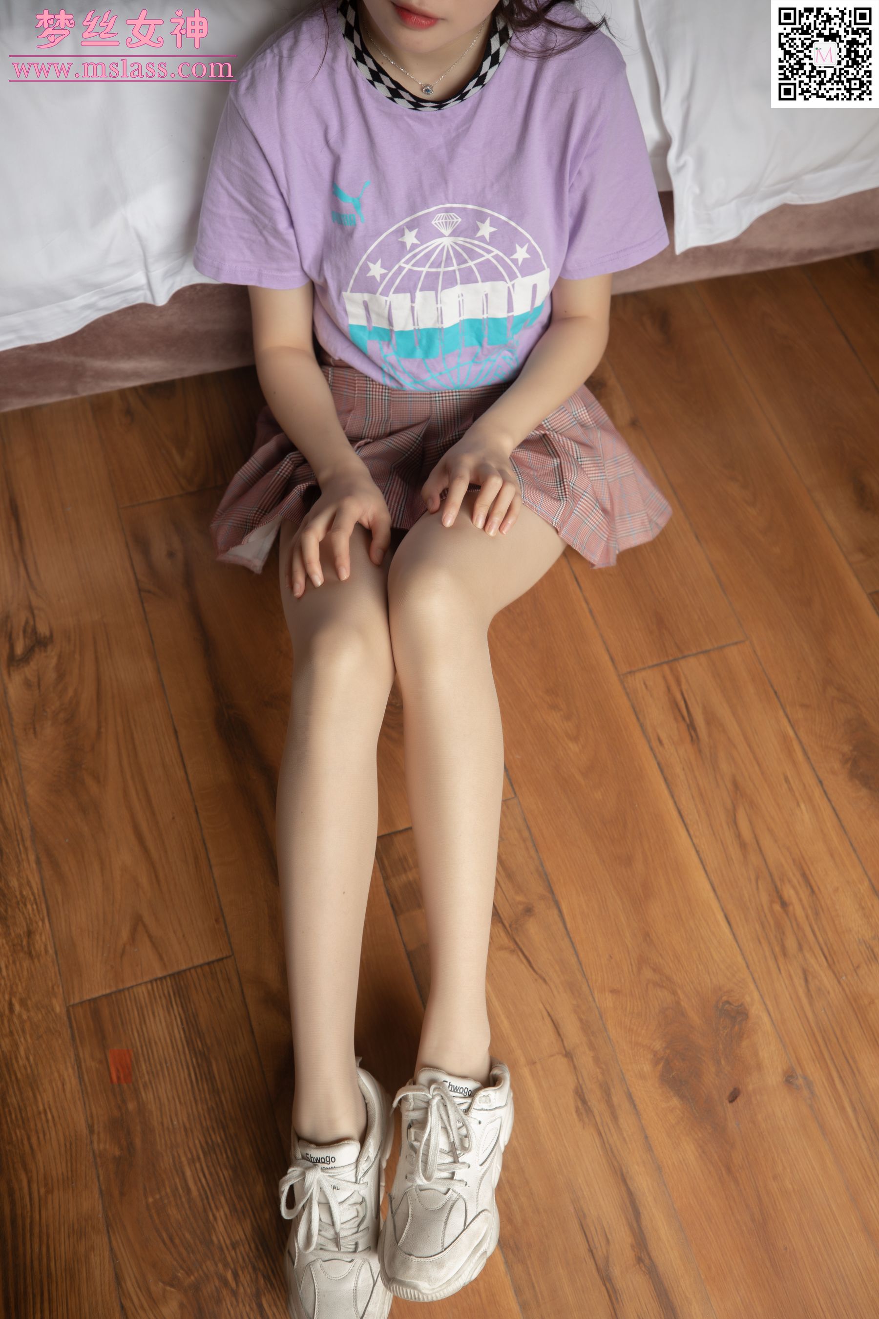 刘佳 笔直的丝袜腿-图18