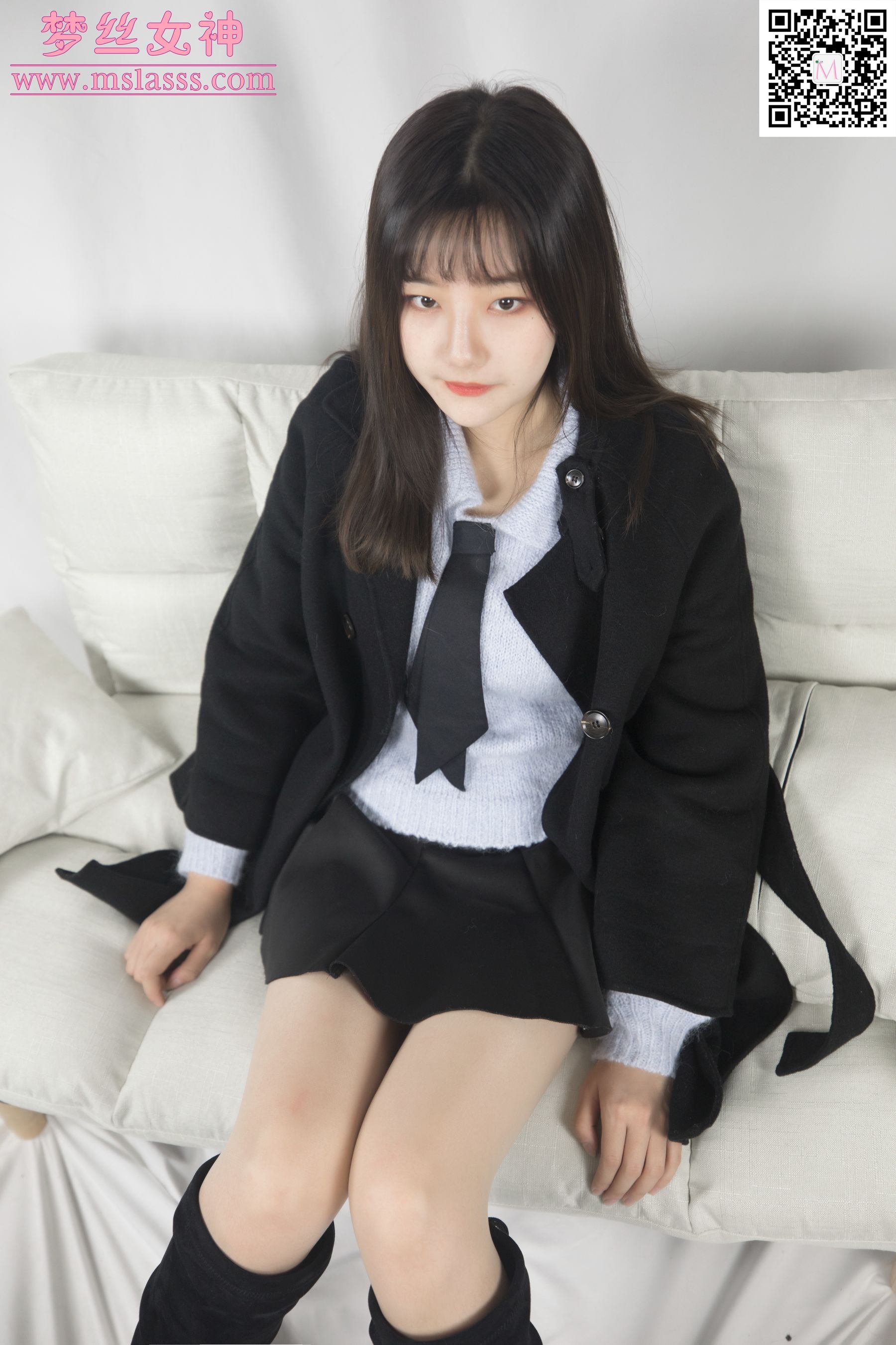 小盐 黑风衣下的美腿-图9