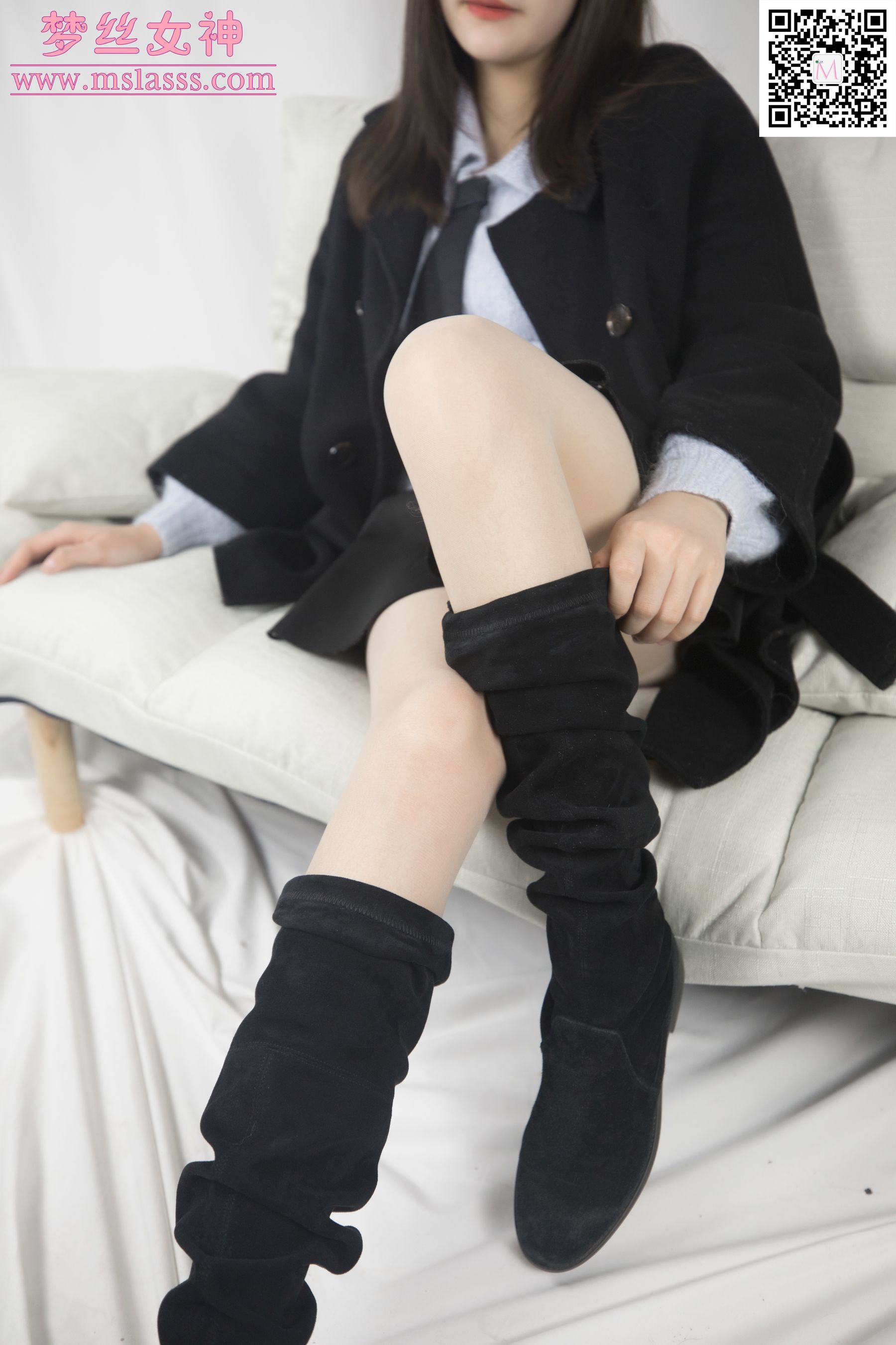 小盐 黑风衣下的美腿-图18