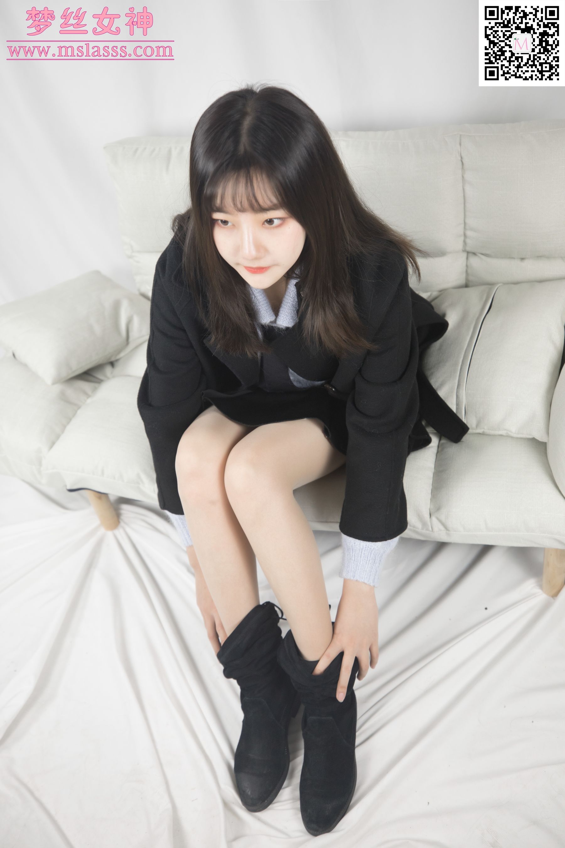 小盐 黑风衣下的美腿-图22