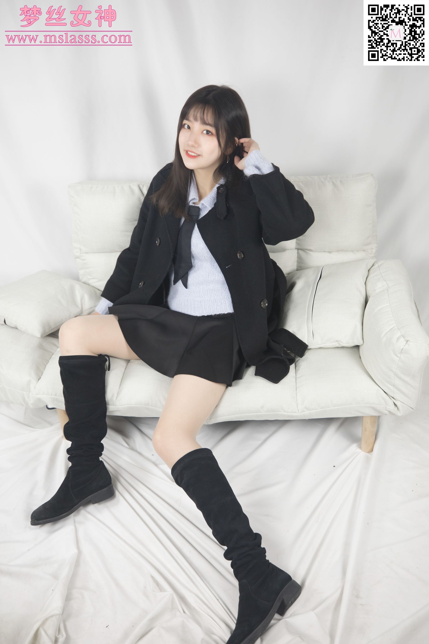 小盐 黑风衣下的美腿-图27