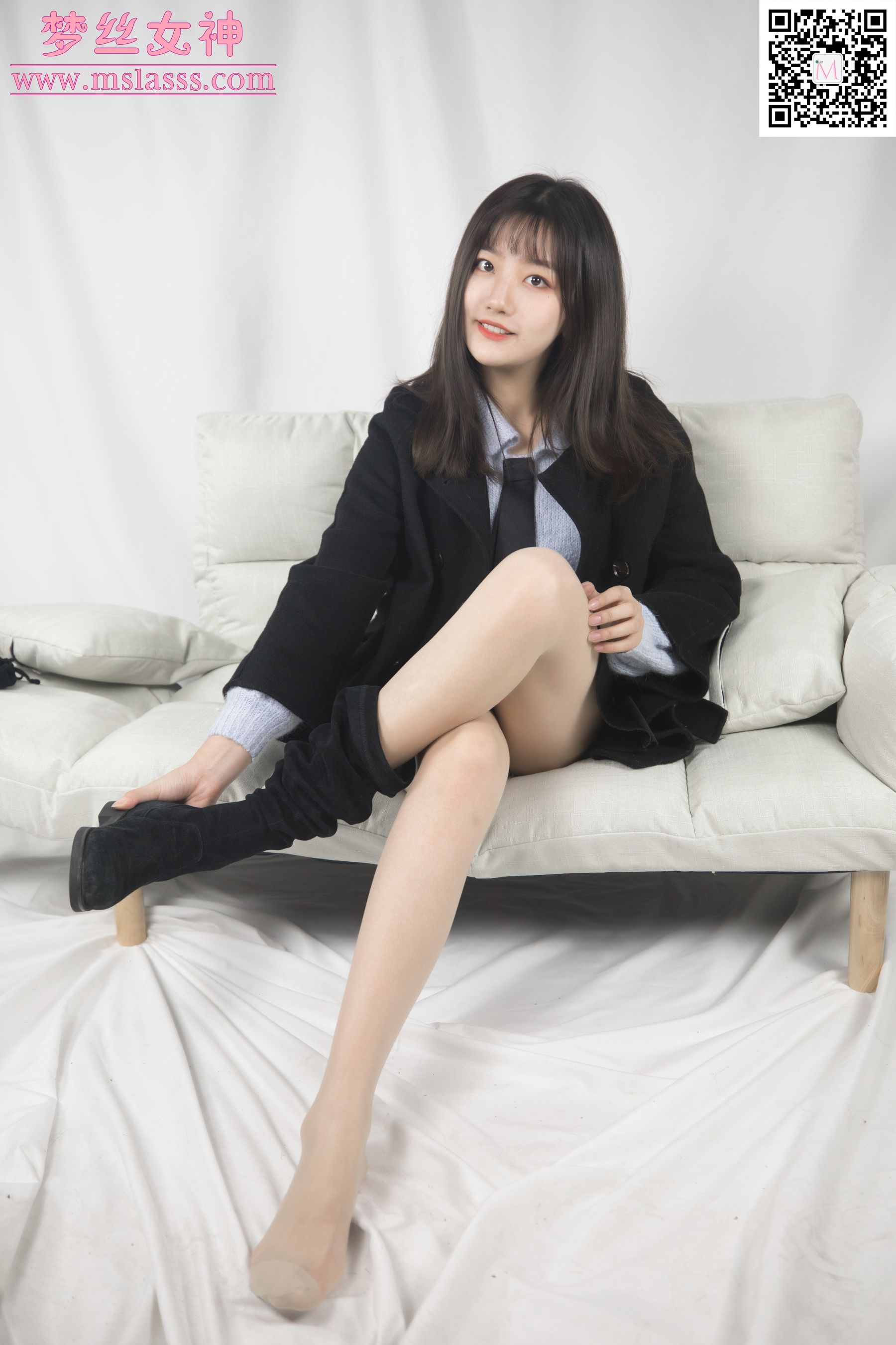 小盐 黑风衣下的美腿-图29