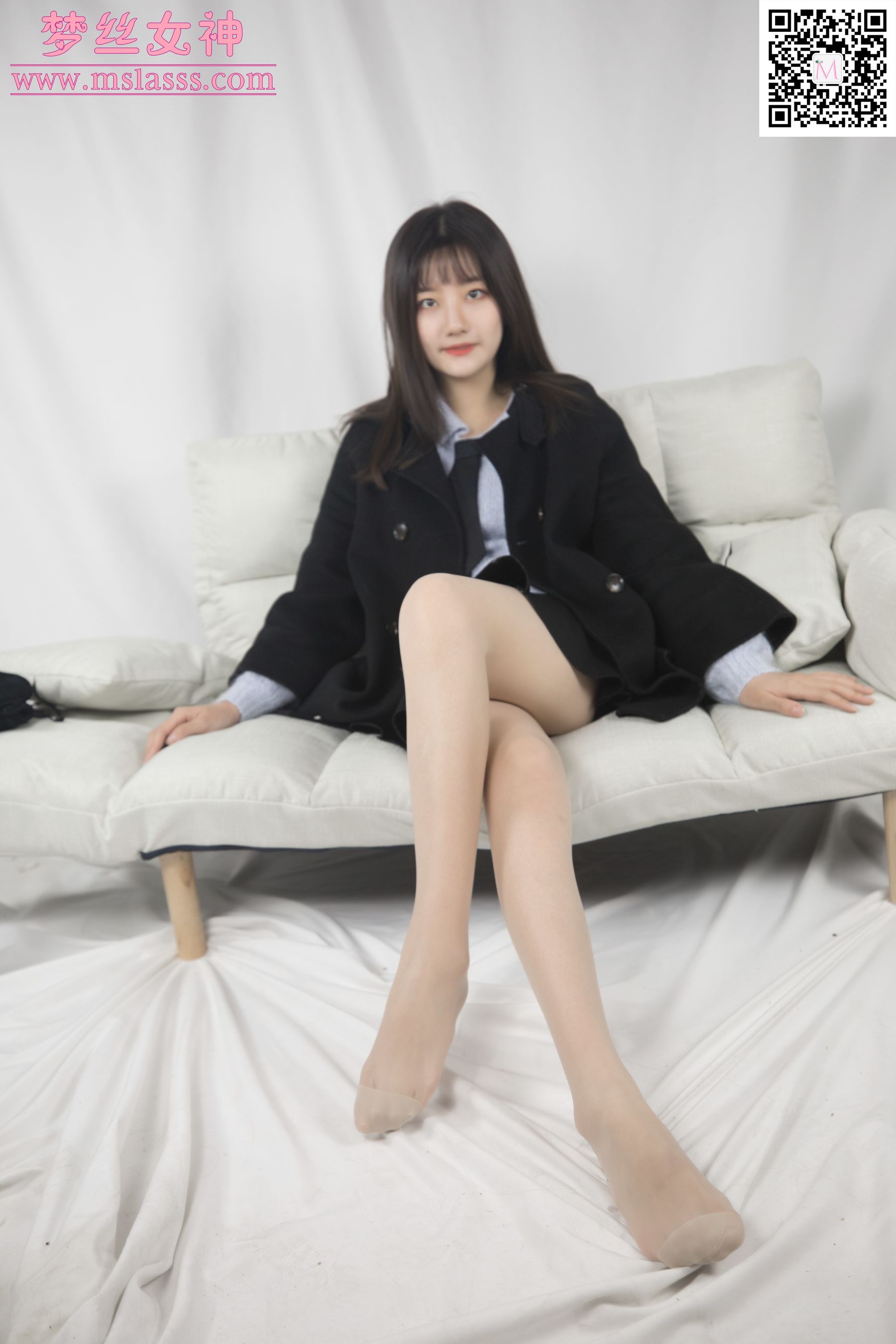 小盐 黑风衣下的美腿-图37