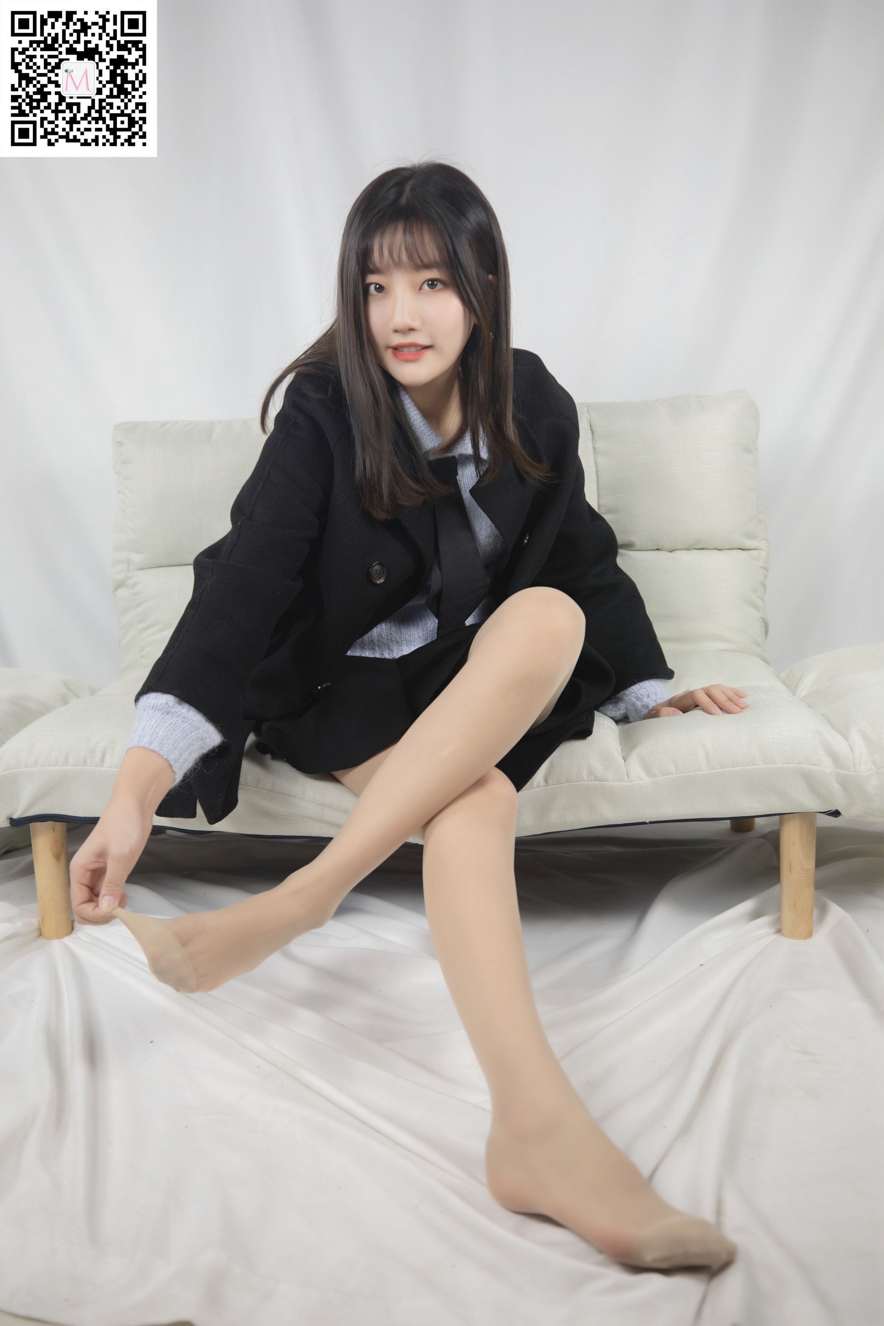 小盐 黑风衣下的美腿-图57