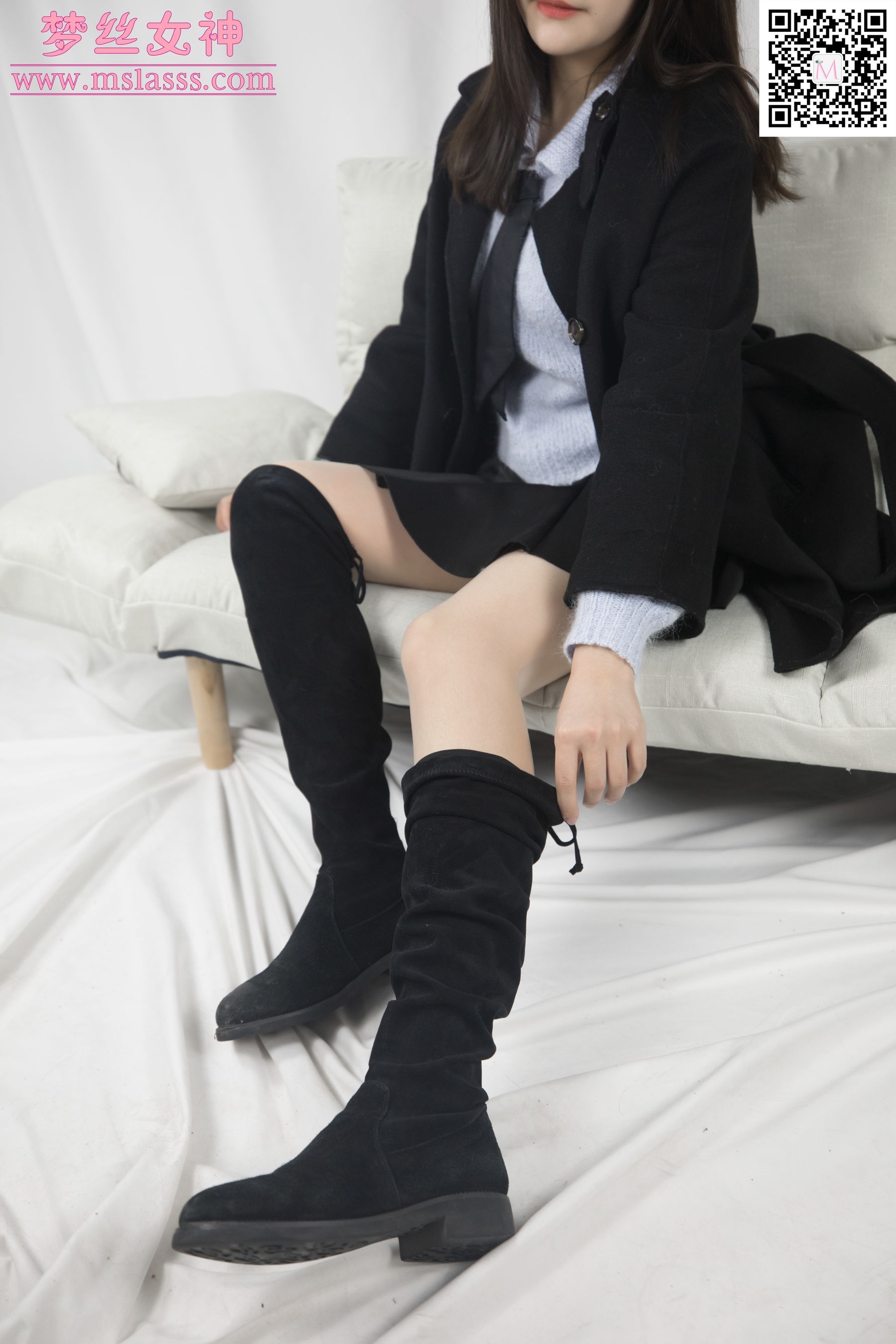 小盐 黑风衣下的美腿-图7