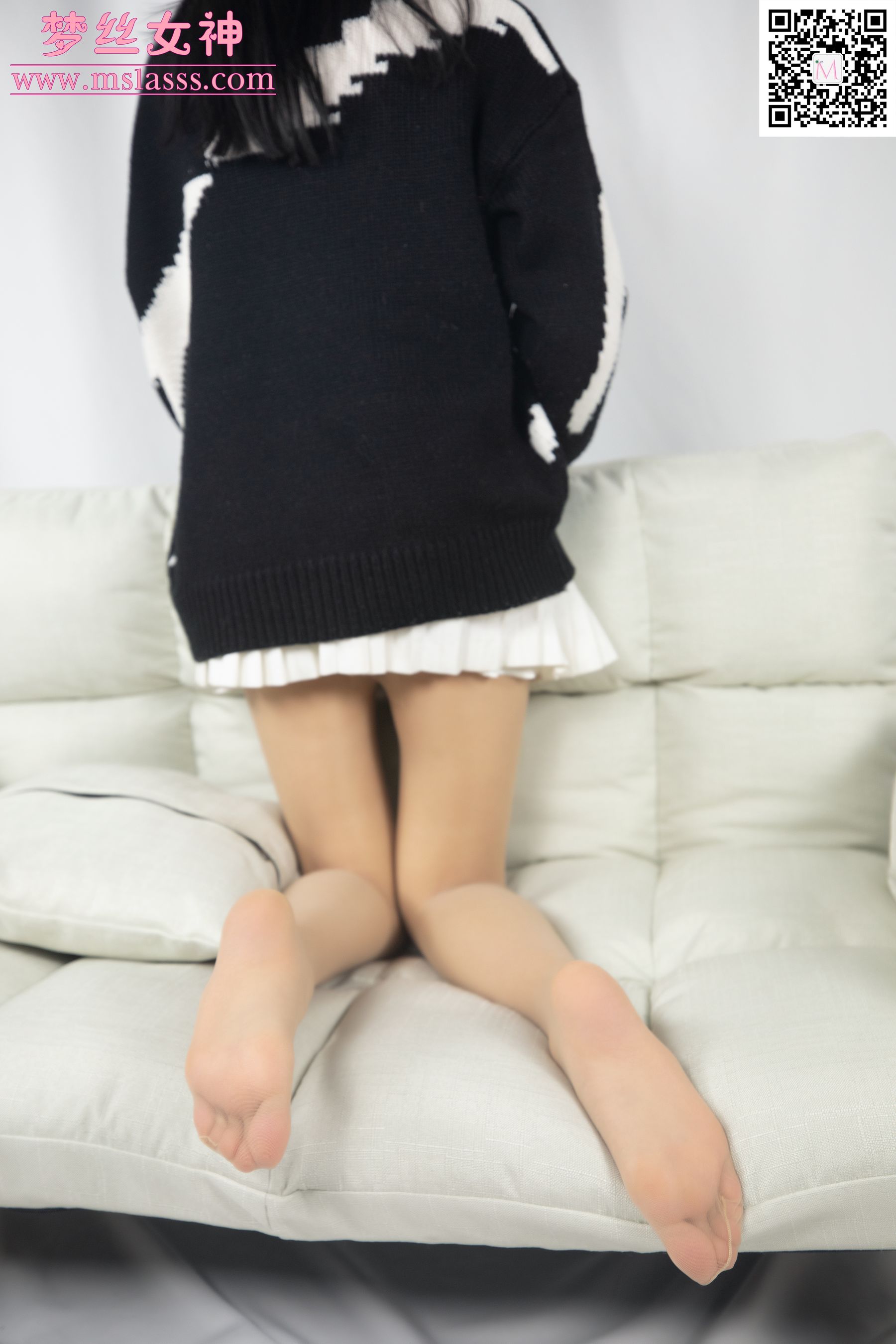 小穆 毛衣挡不住长腿-图35