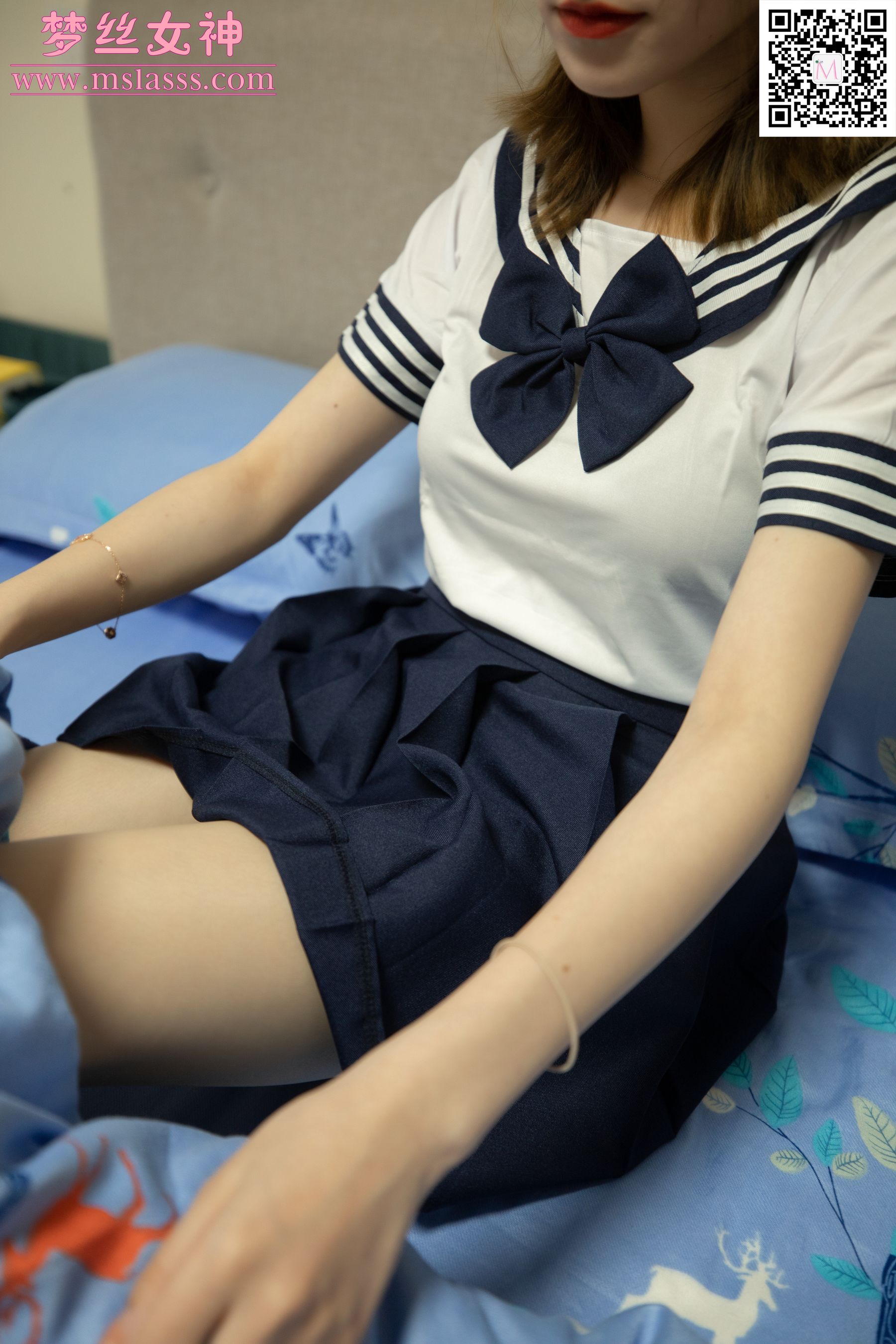 晓晓 起床的少女-图4