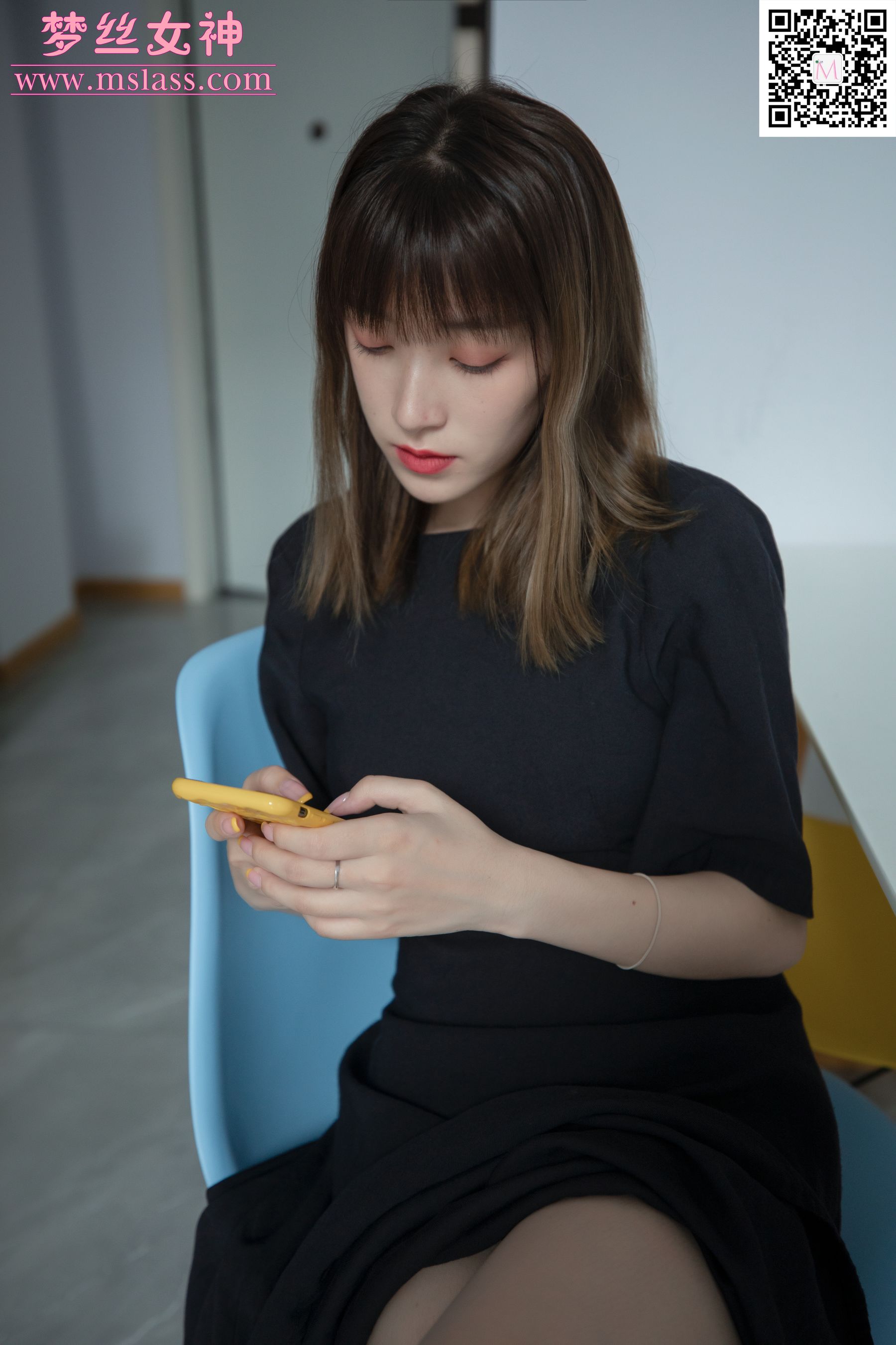 晓晓 黑衣少女-图1