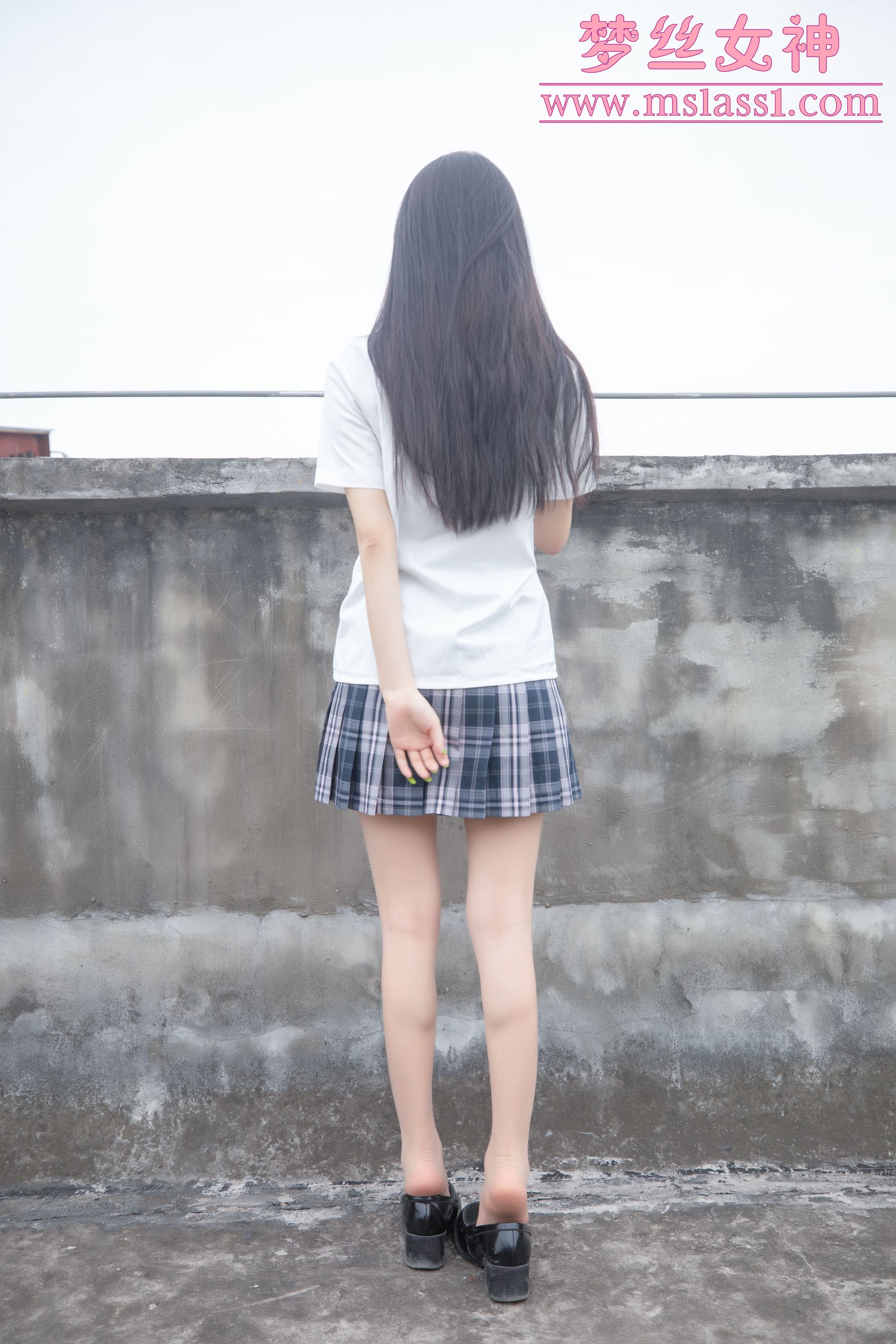 王娇娇 天台JK少女-图12