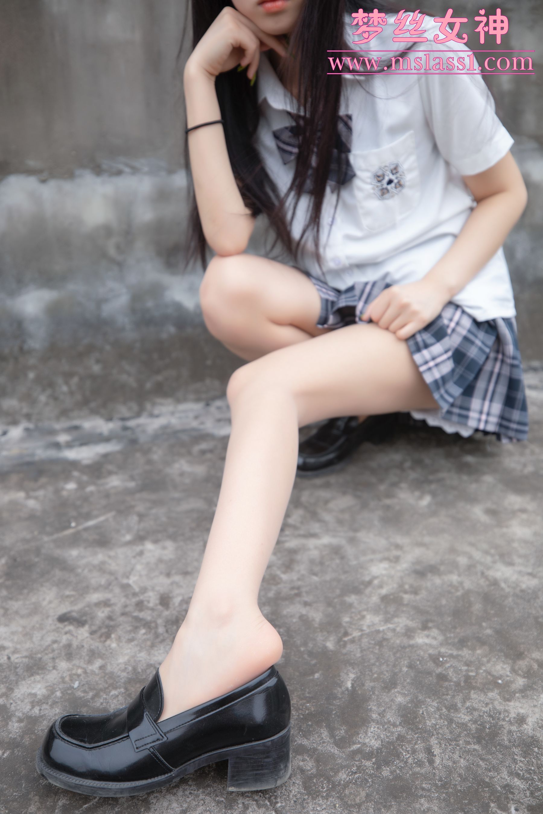 王娇娇 天台JK少女-图22