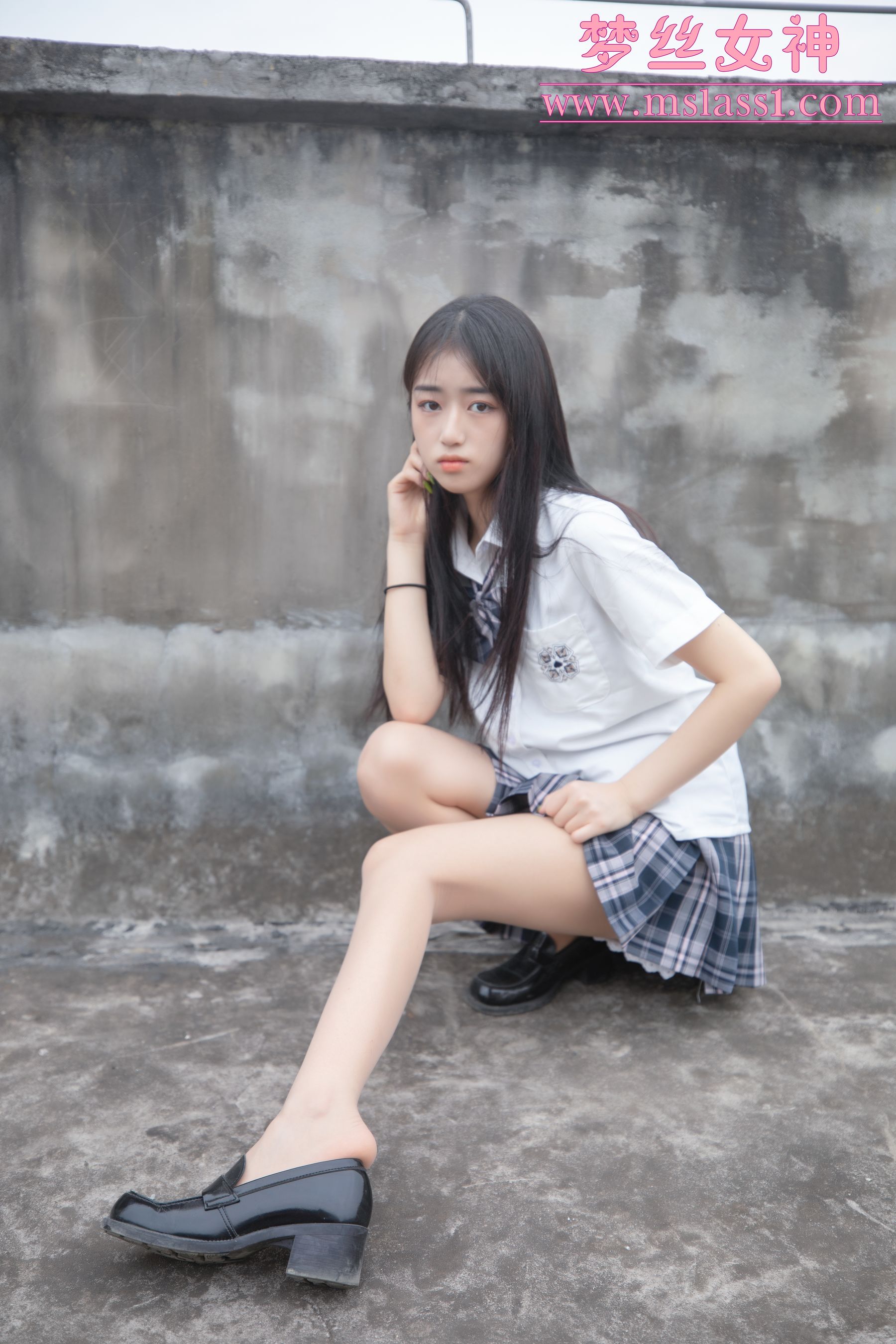 王娇娇 天台JK少女-图23