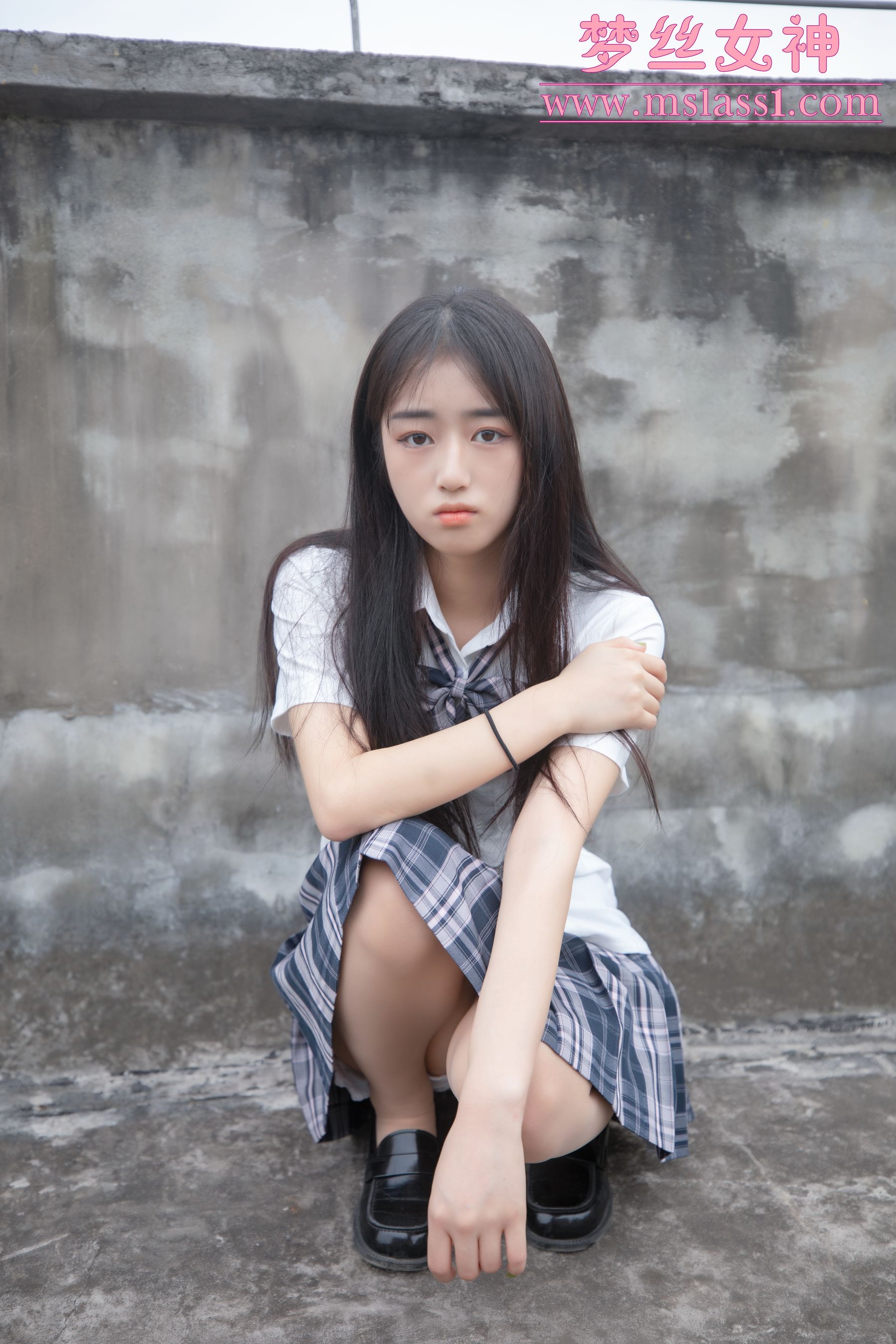 王娇娇 天台JK少女-图24