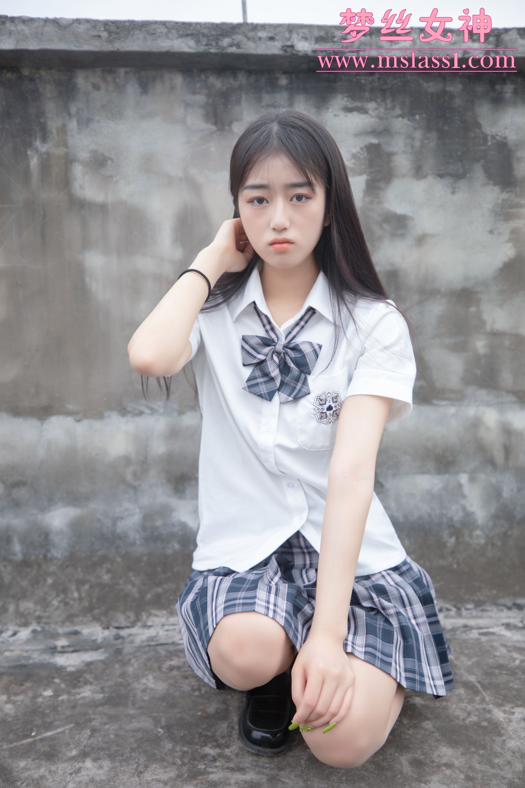 王娇娇 天台JK少女-图25