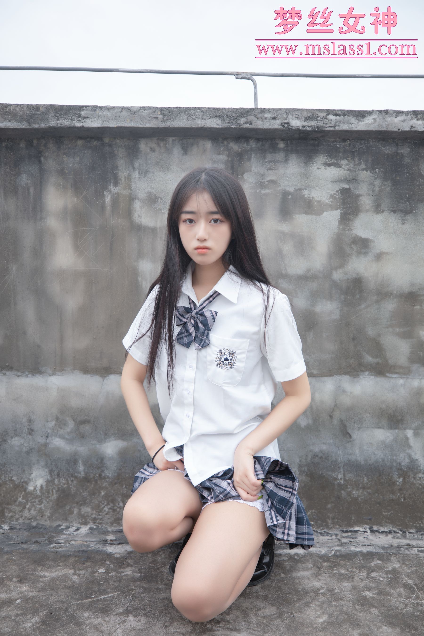 王娇娇 天台JK少女-图41