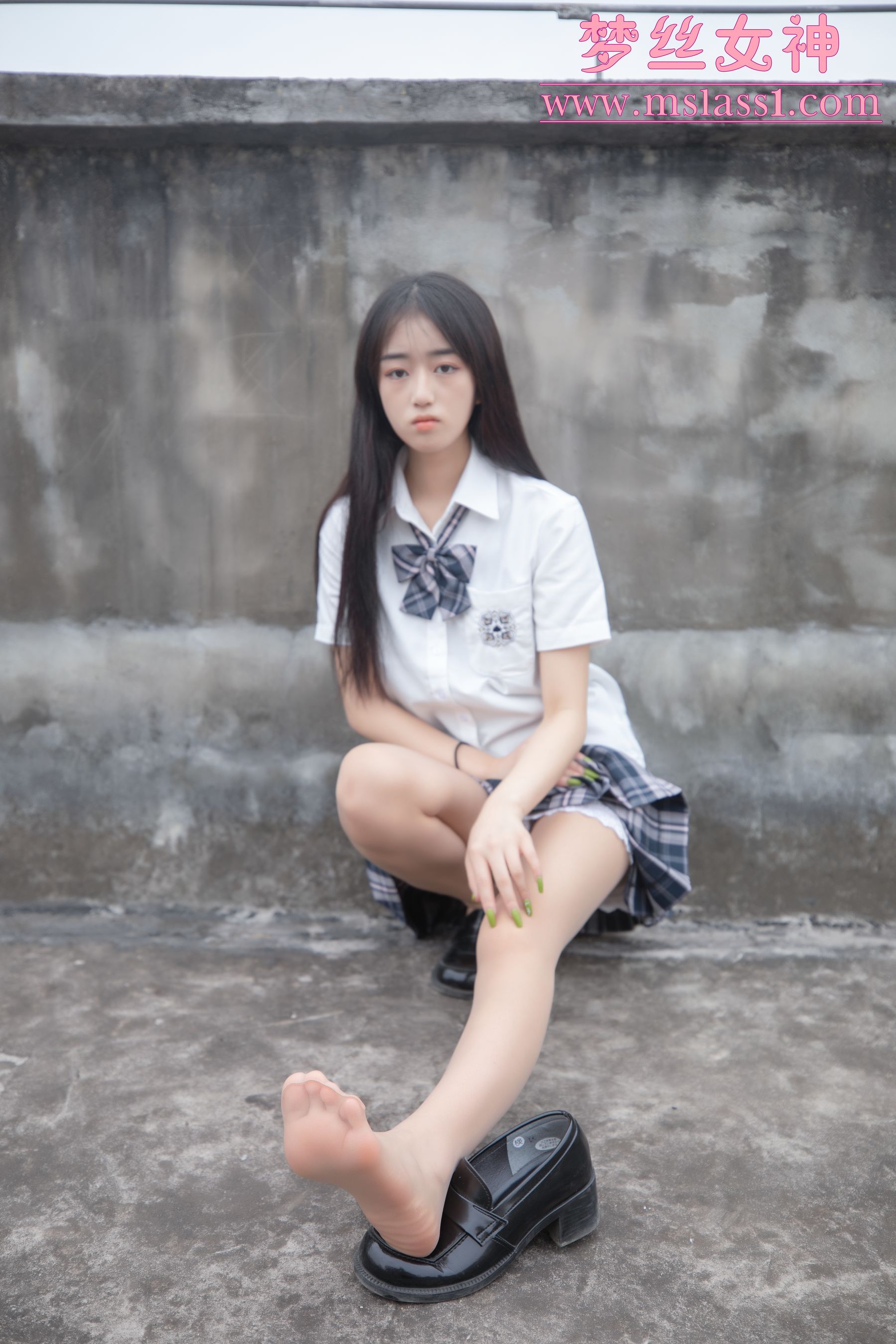 王娇娇 天台JK少女-图46
