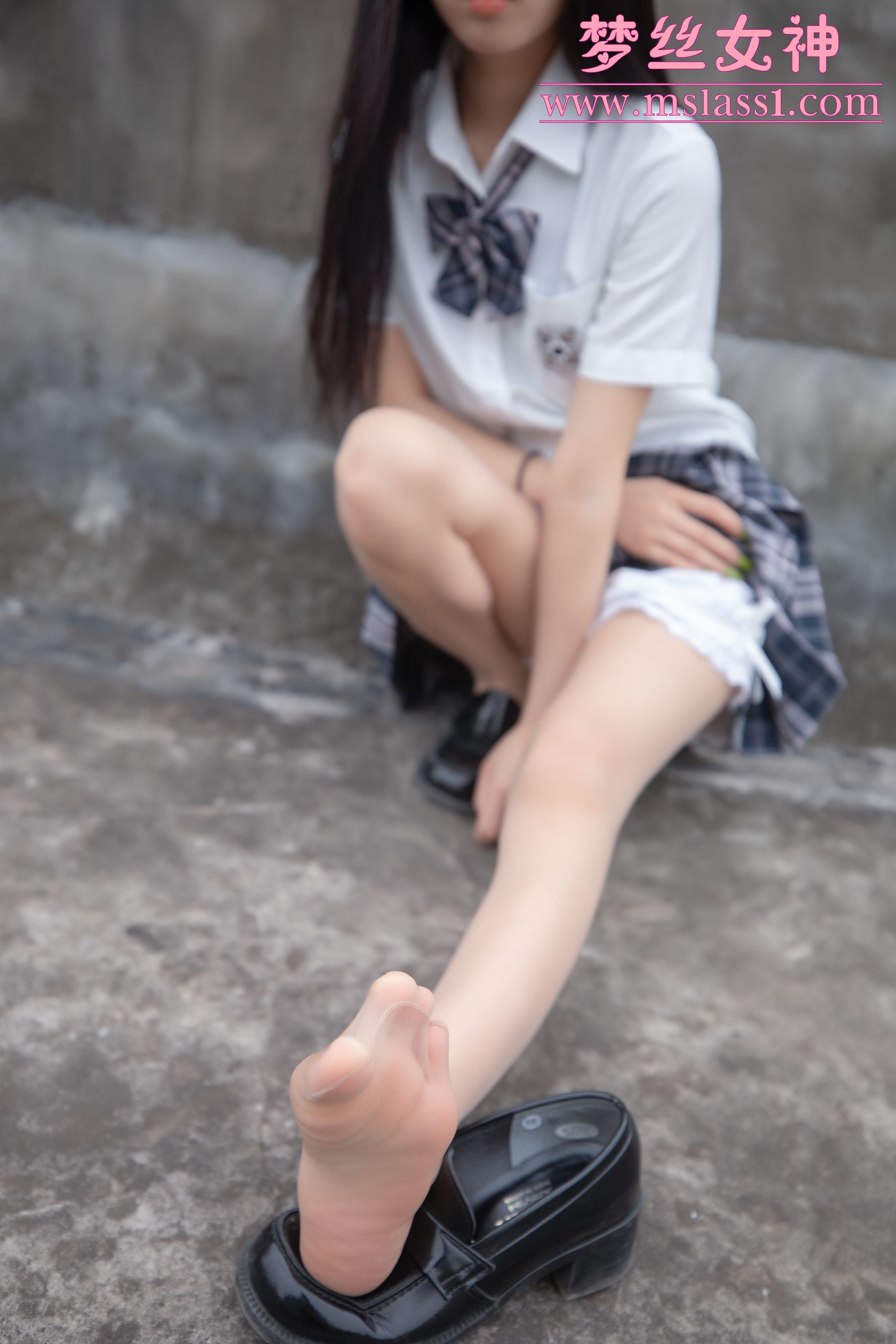 王娇娇 天台JK少女-图49