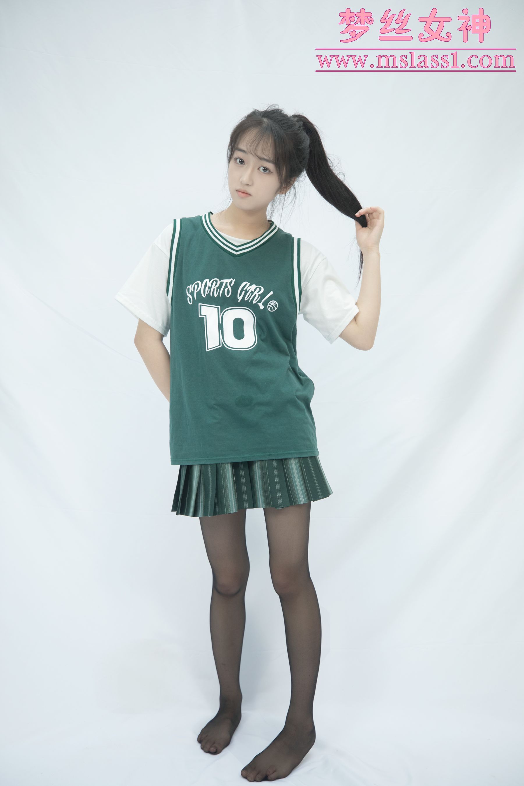 王娇娇 球衣黑丝-图1